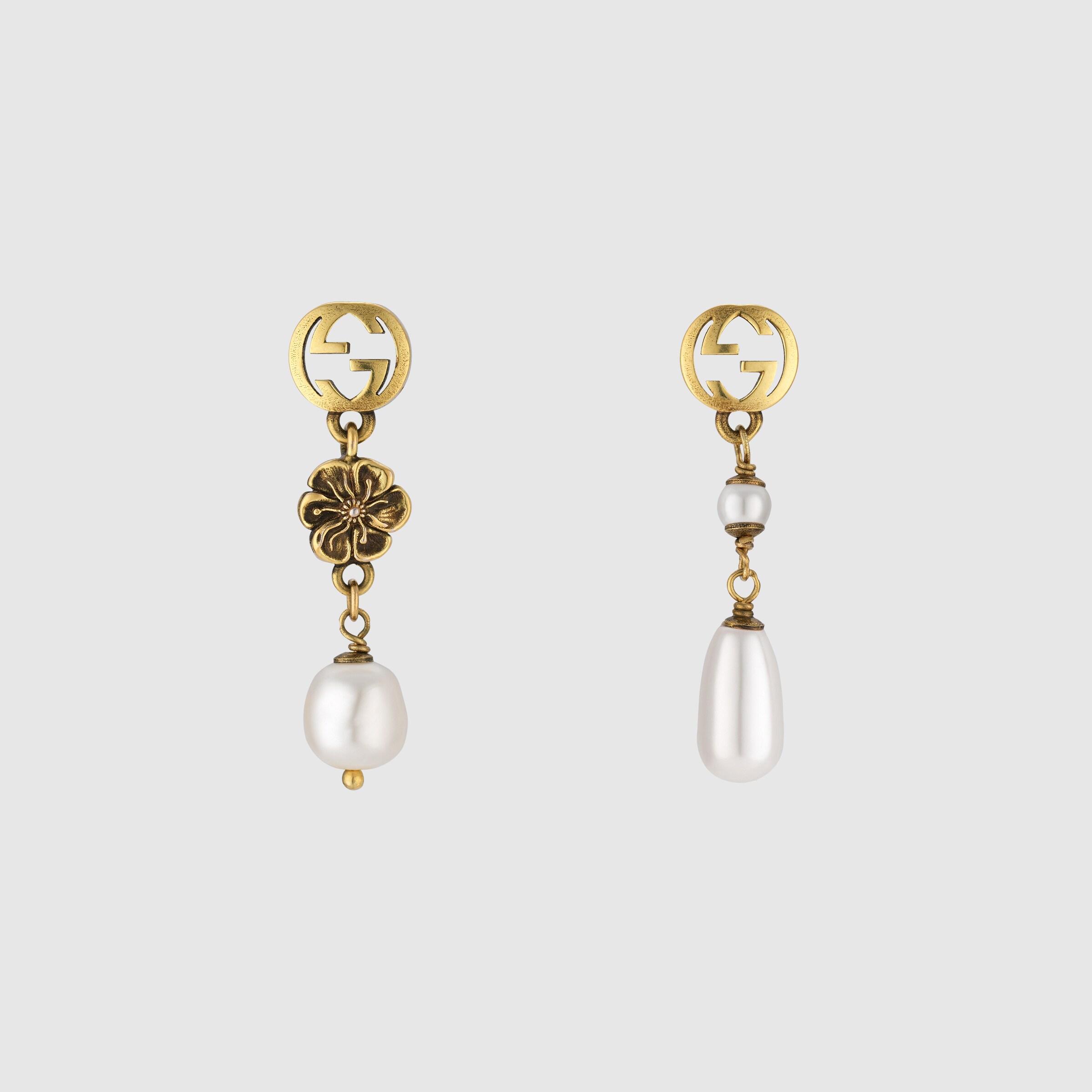 661127_I4620_8078_001_100_0000_Light-Interlocking-G-flower-pearl-earrings.jpg