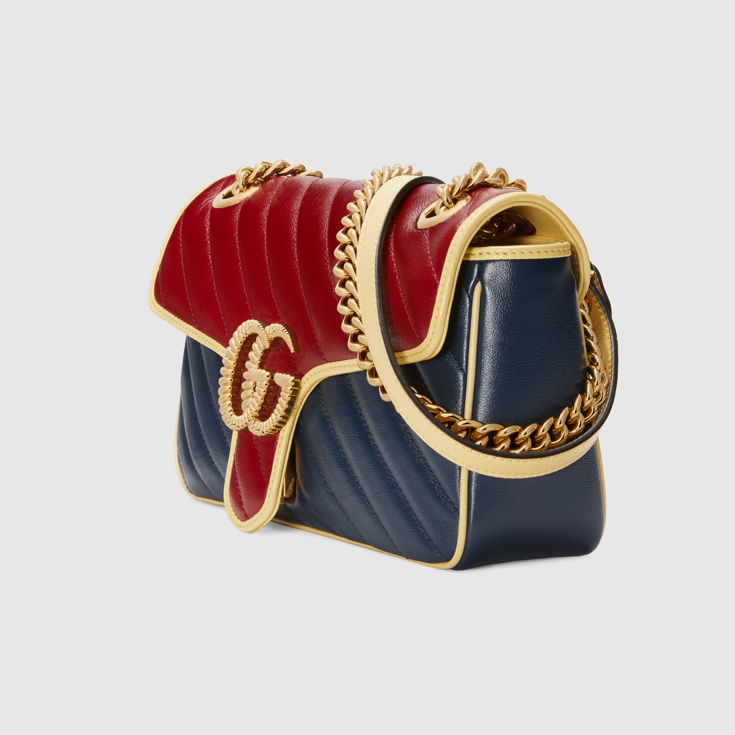 443497_1X5CG_4179_002_063_0000_Light-GG-Marmont-small-shoulder-bag.jpg