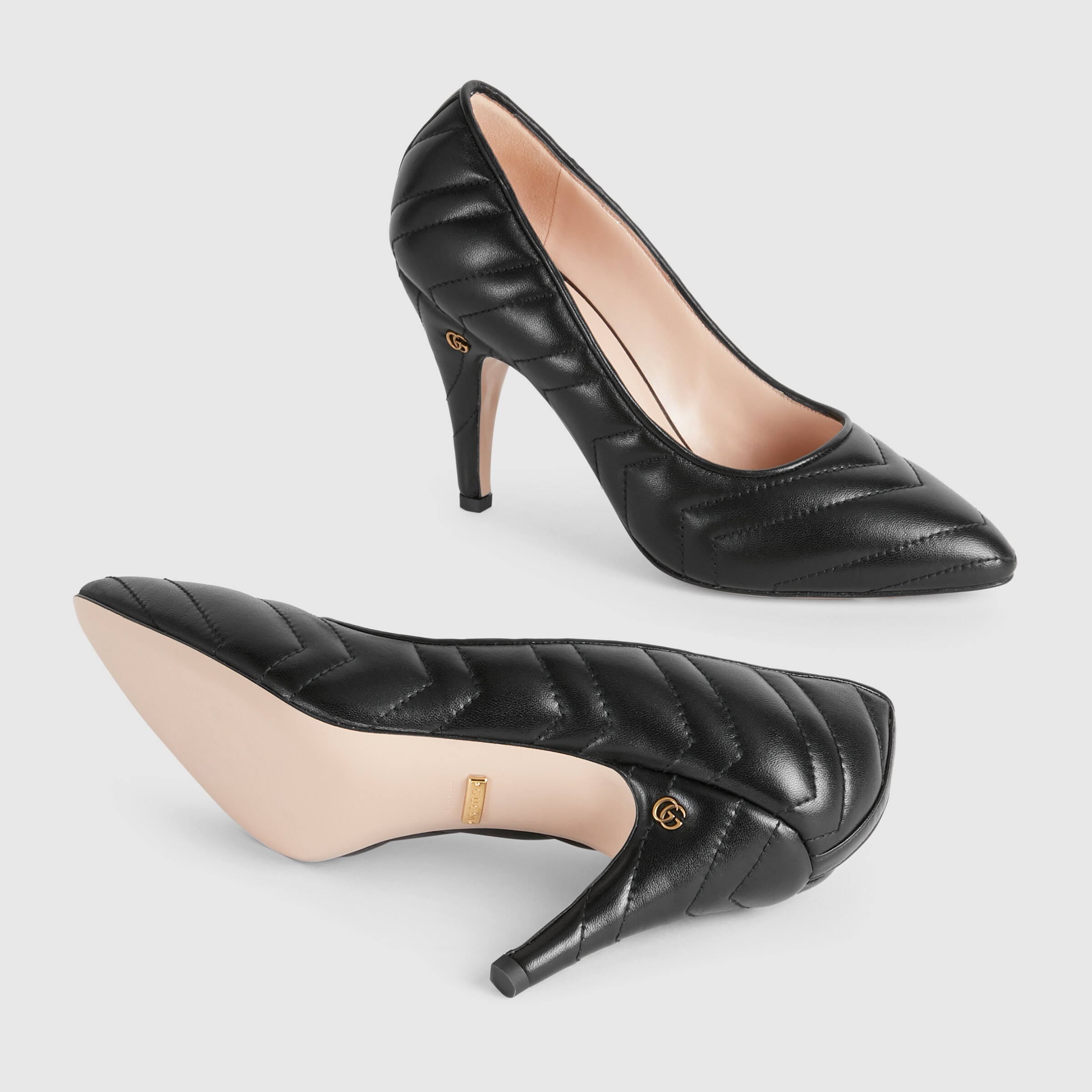 658374_BKO00_1000_006_090_0000_Light-Womens-matelass-pump.jpg
