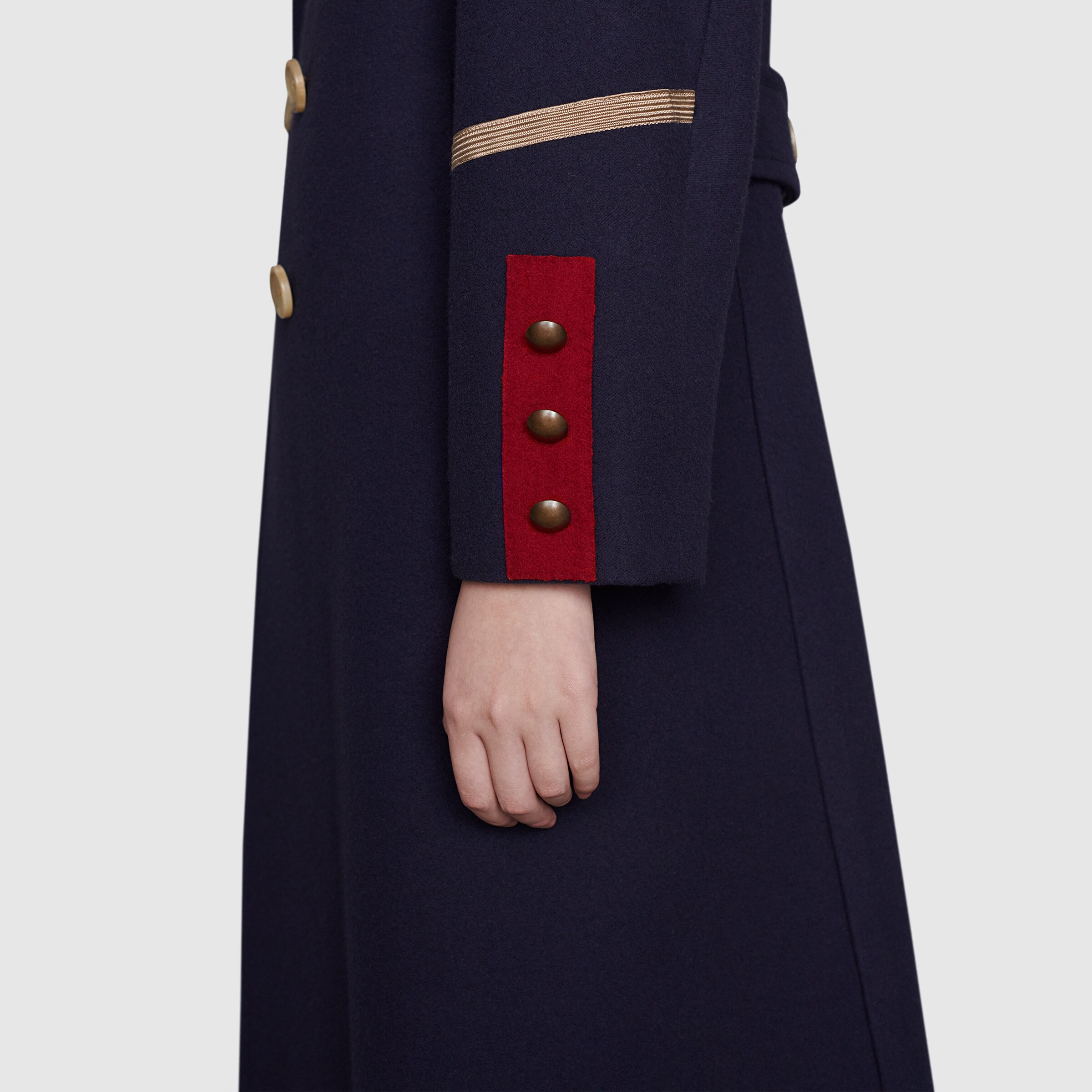662241_ZAG98_4535_012_100_0000_Light-2015-Re-Edition-double-breasted-coat.jpg