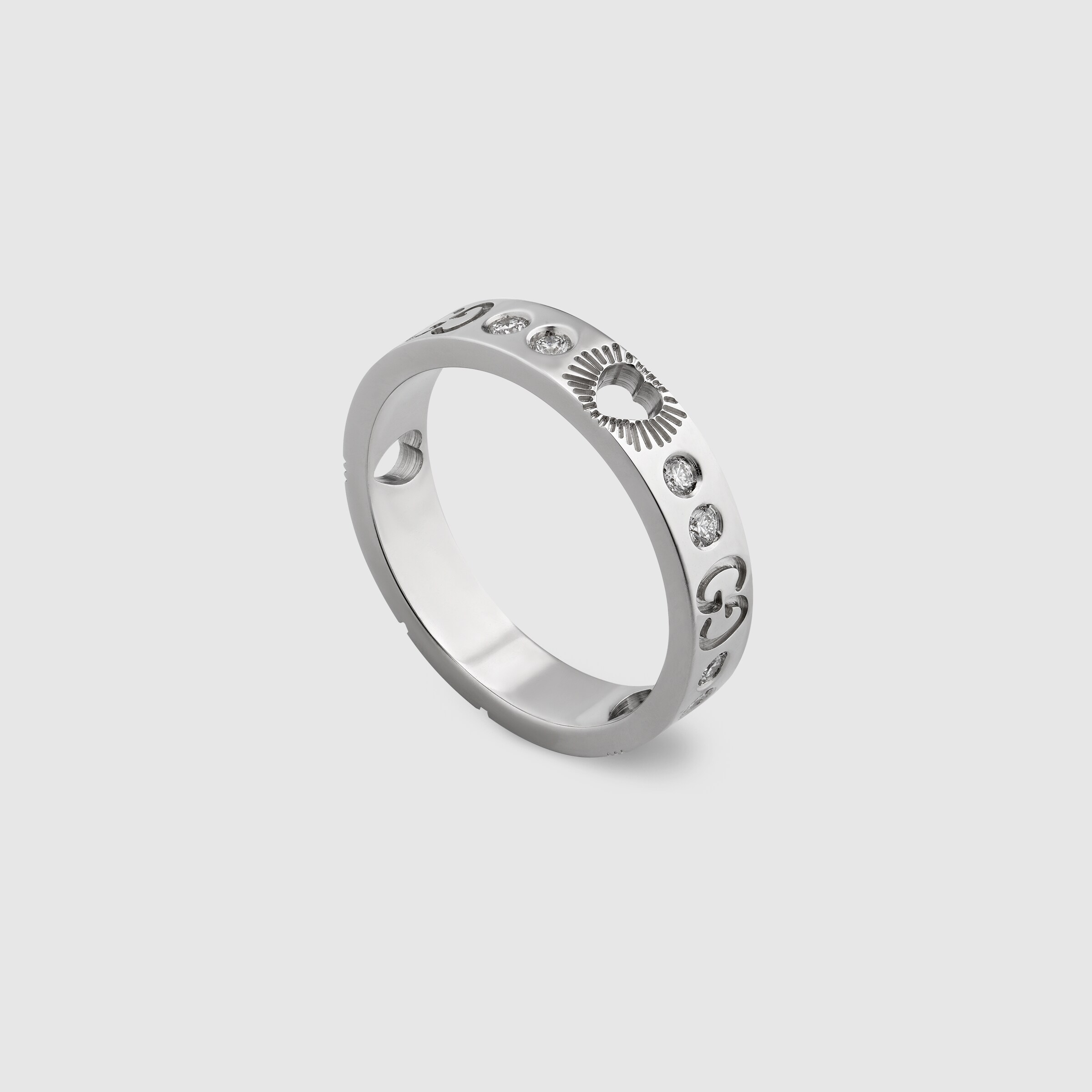 662055_J8568_9066_002_100_0000_Light-Icon-18k-hearts-ring-with-diamonds.jpg