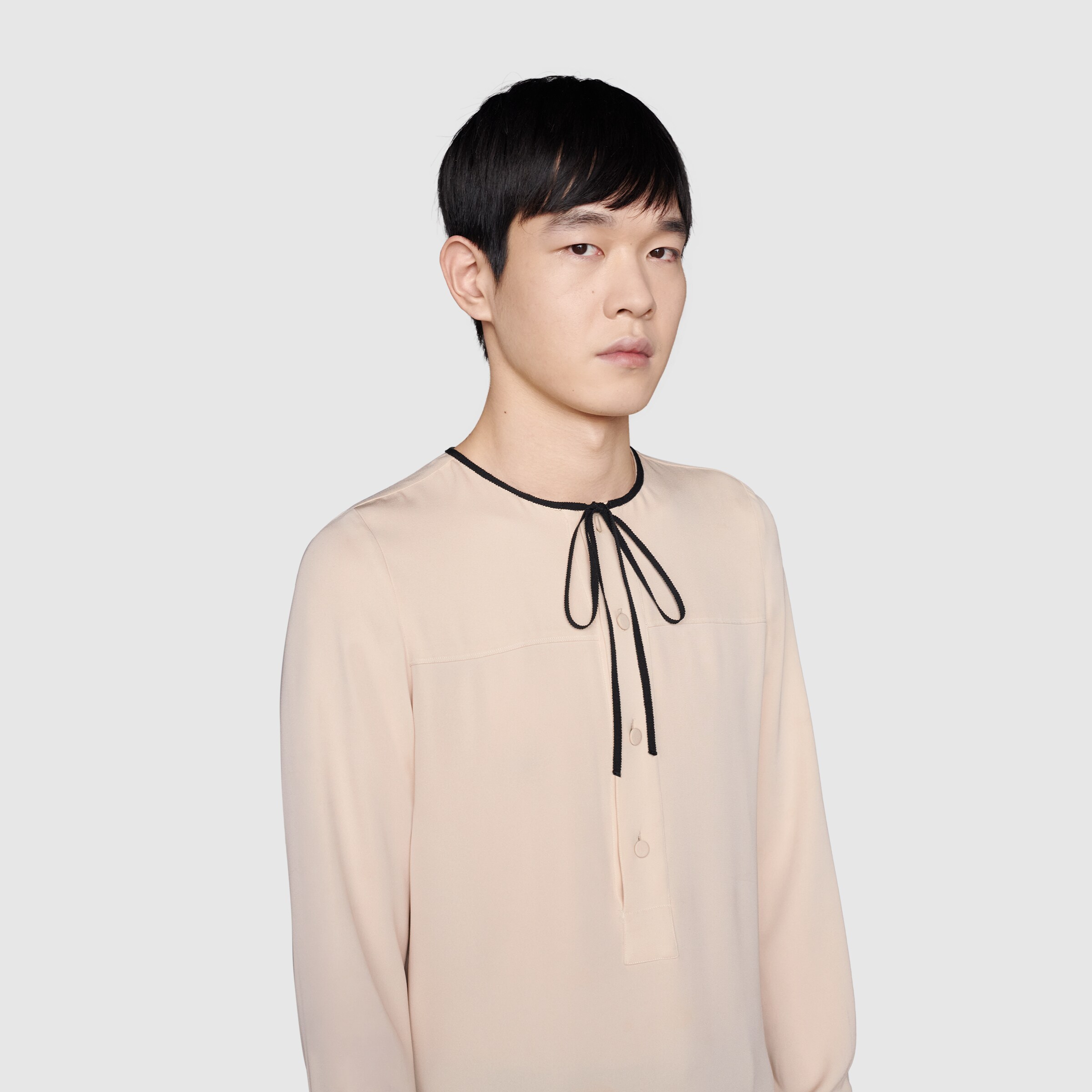 664549_Z635A_9951_010_100_0000_Light-2015-Re-Edition-bow-silk-shirt.jpg