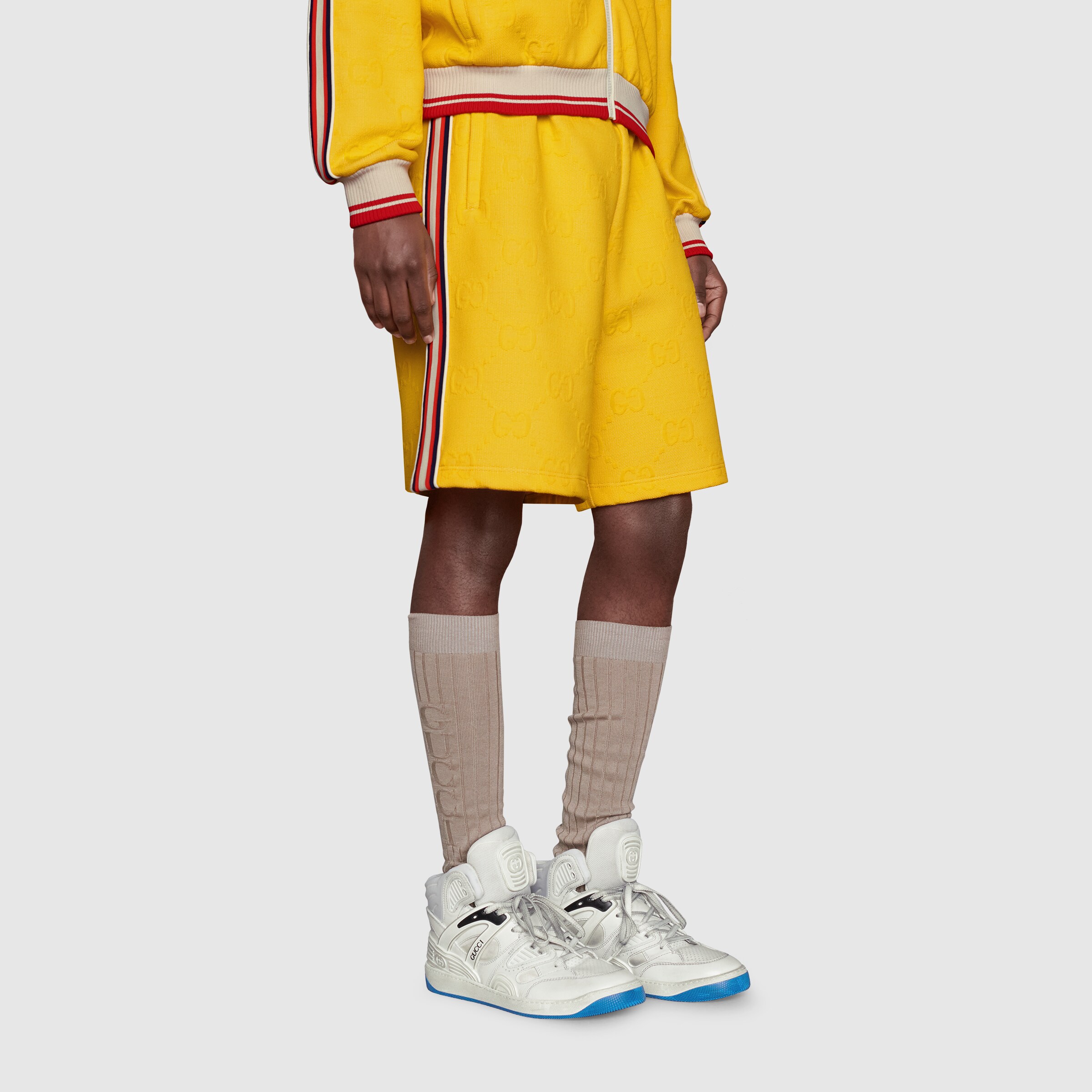 661301_2SHA0_9014_008_100_0000_Light-Mens-Gucci-Basket-sneaker.jpg