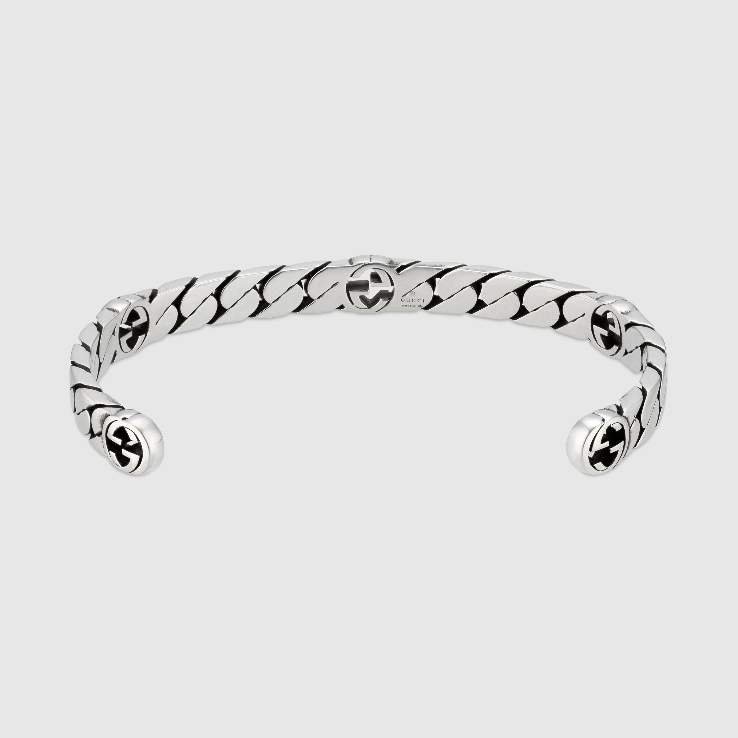 661526_J8400_0728_009_100_0000_Light-Interlocking-G-bracelet.jpg