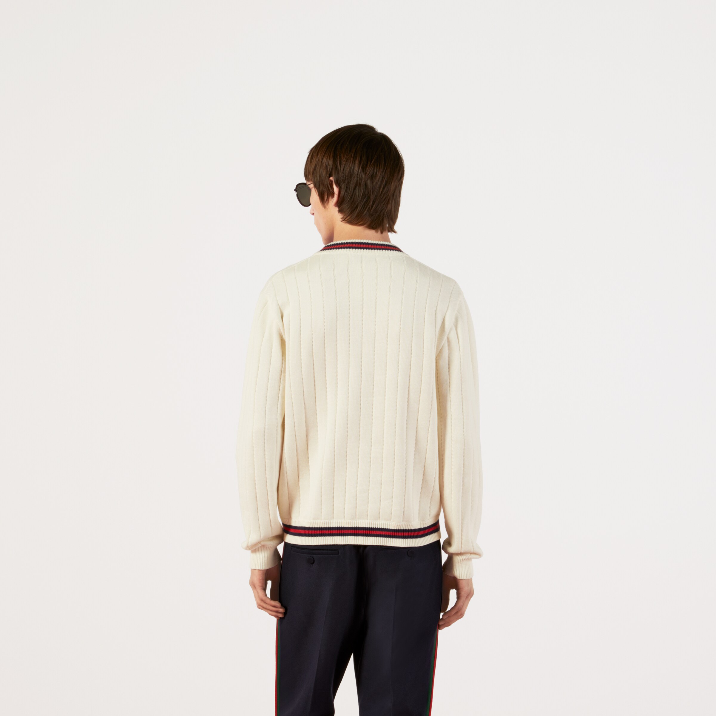 653626_XKBUR_9182_011_100_0000_Light-Cotton-knit-V-neck-jumper-with-Web.jpg