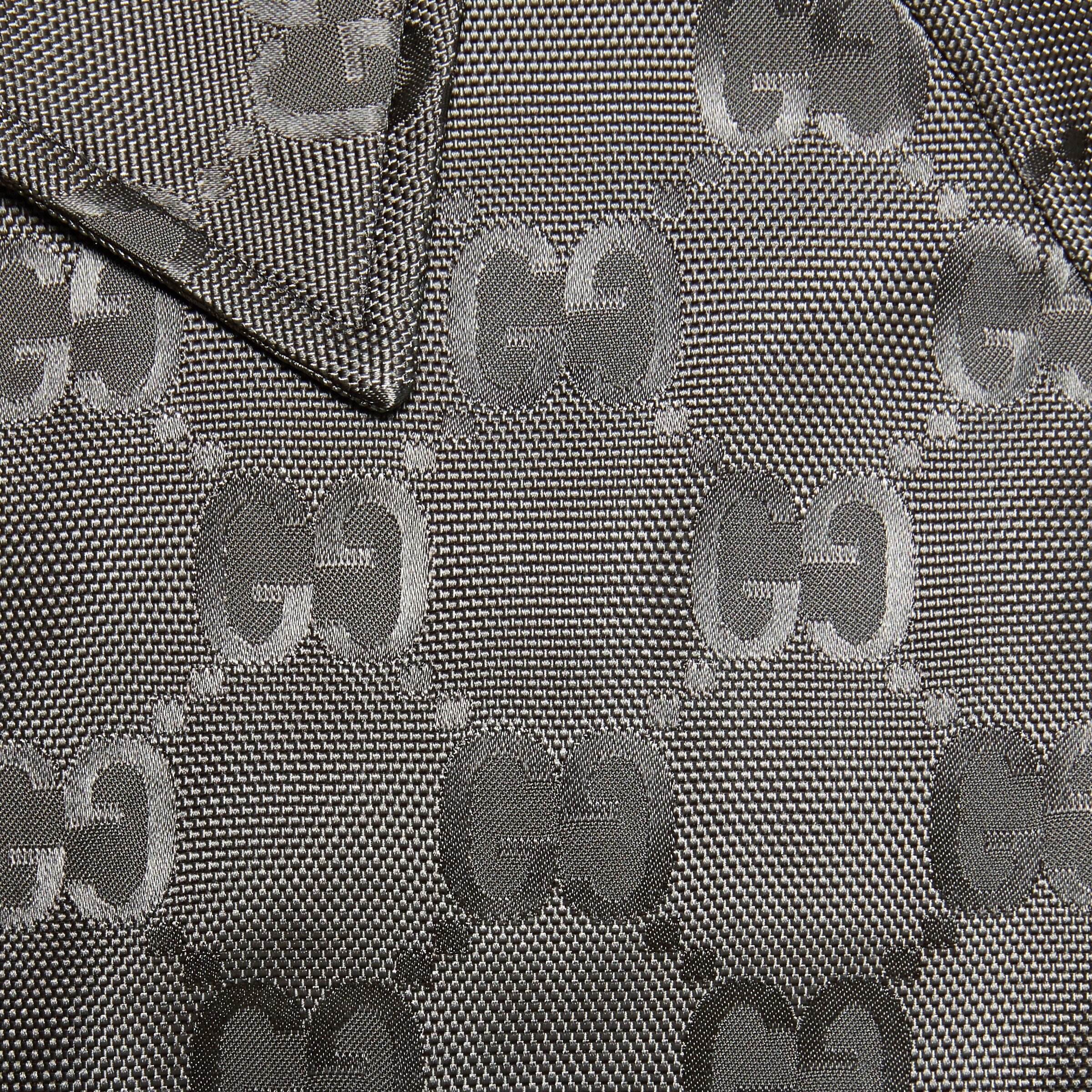 654843_ZAEBN_1126_011_100_0000_Light-Off-The-Grid-nylon-jacket.jpg