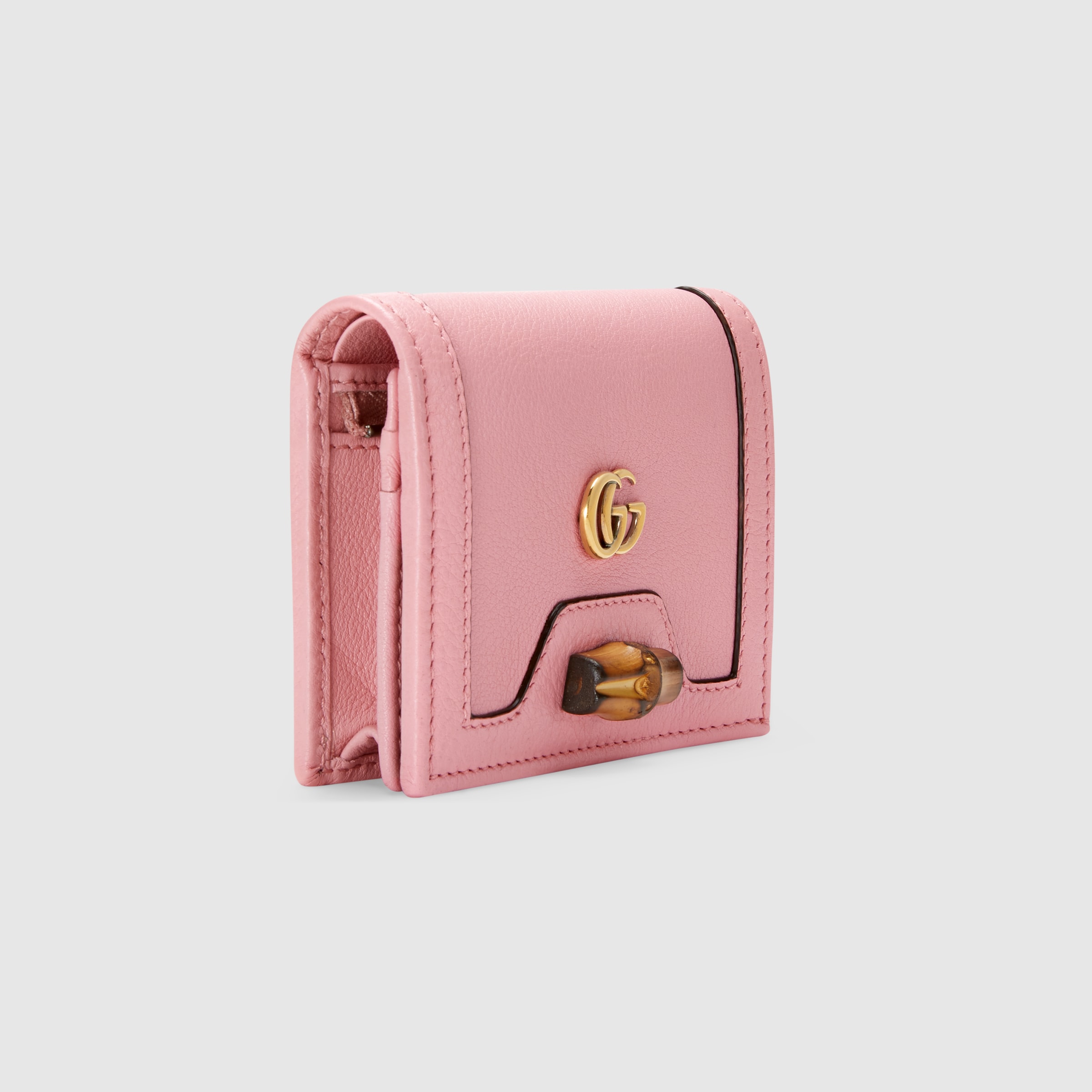 658244_17Q0T_5815_004_080_0000_Light-Gucci-Diana-card-case-wallet.jpg