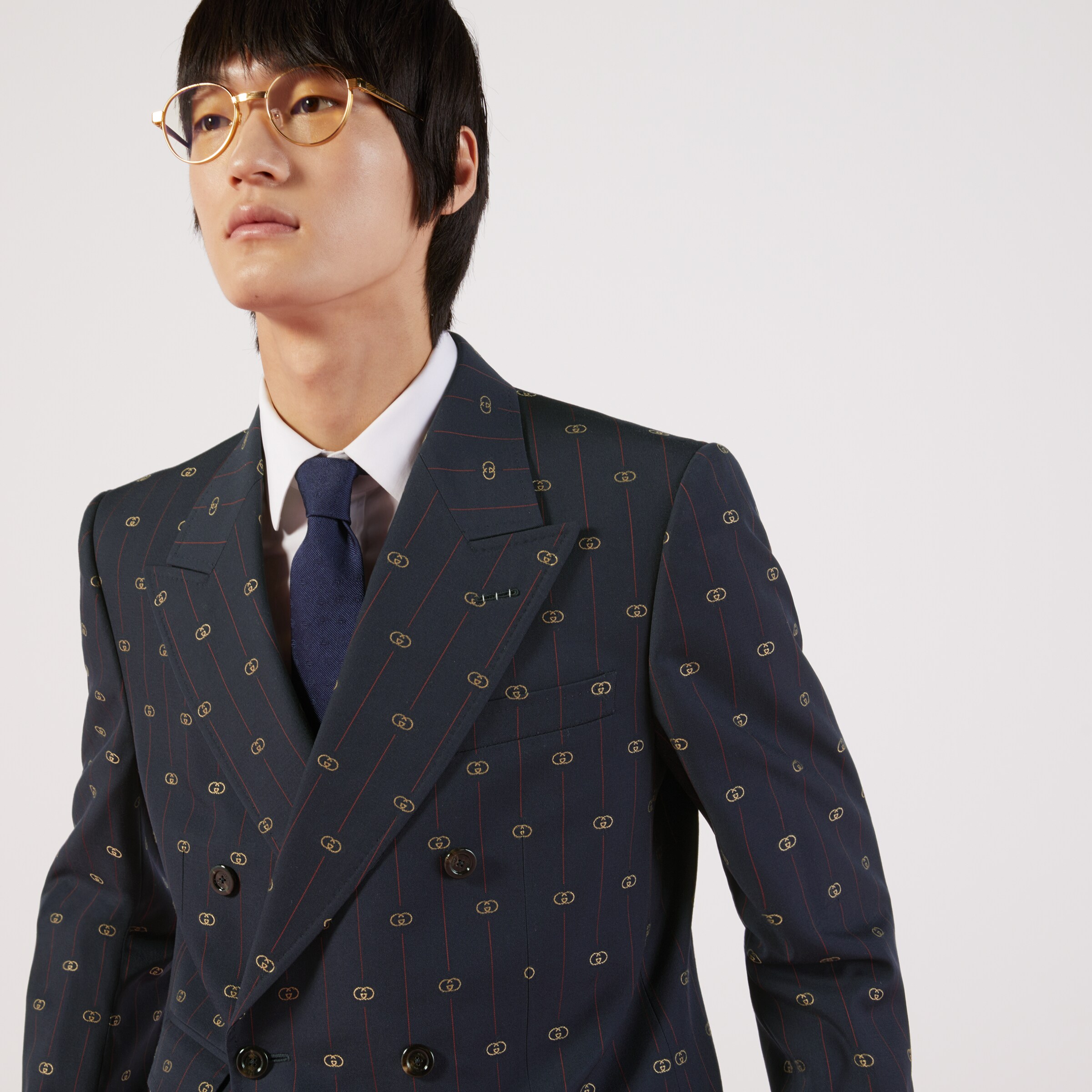 660190_ZAGWR_4956_005_100_0000_Light-Interlocking-G-stripe-wool-suit.jpg