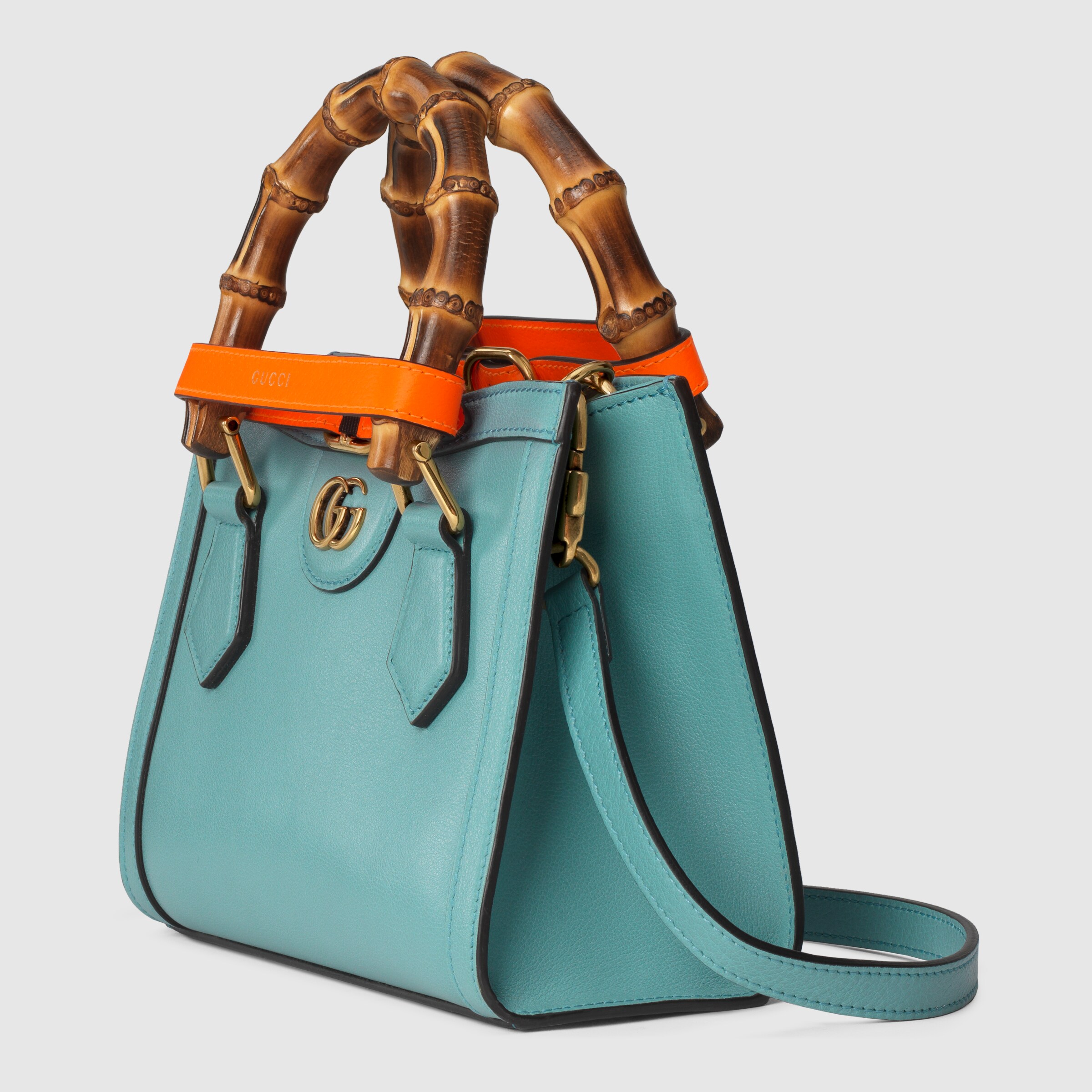 655661_17QDT_4972_002_058_0000_Light-Gucci-Diana-mini-tote-bag.jpg