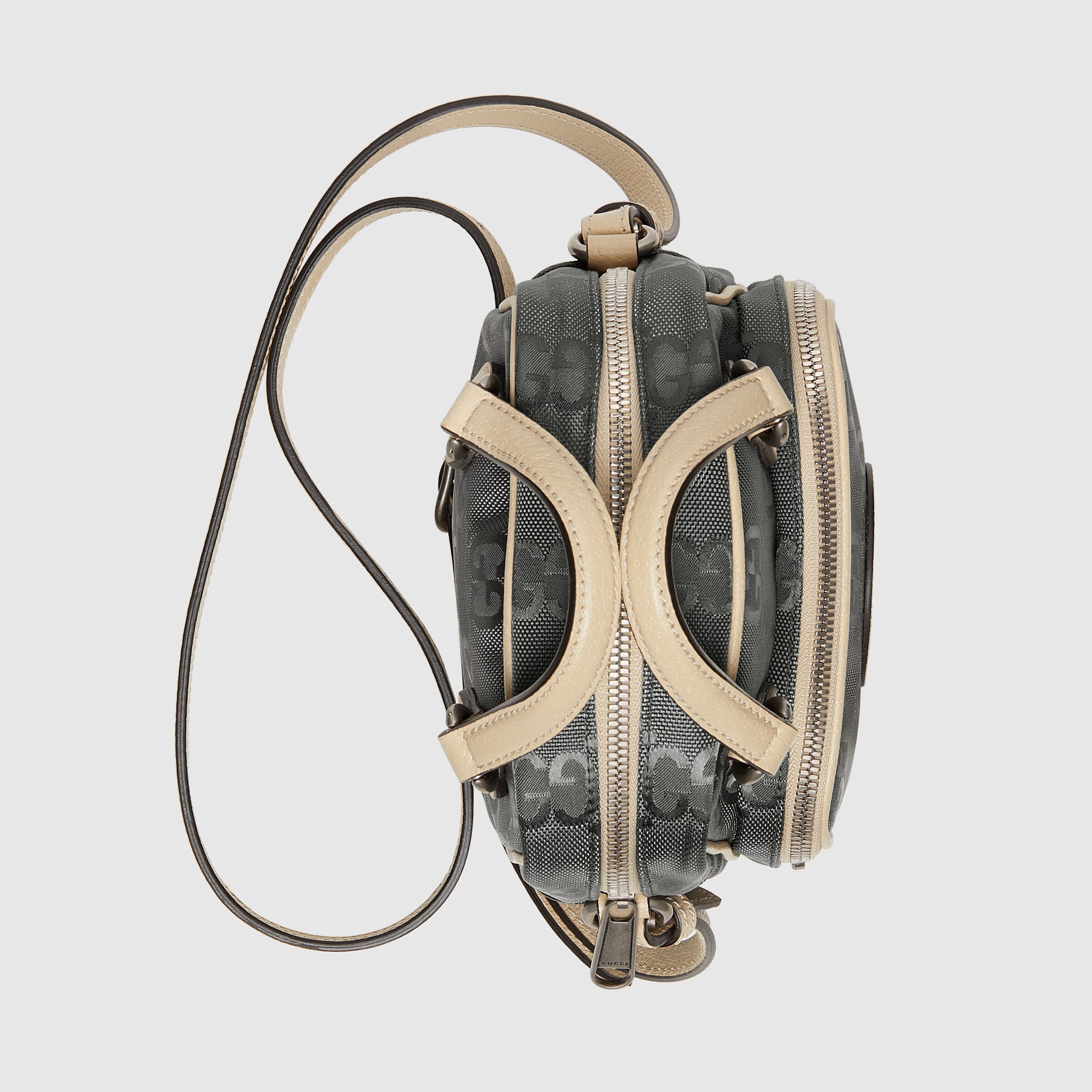 625850_H9HAN_1263_006_070_0000_Light-Gucci-Off-The-Grid-shoulder-bag.jpg