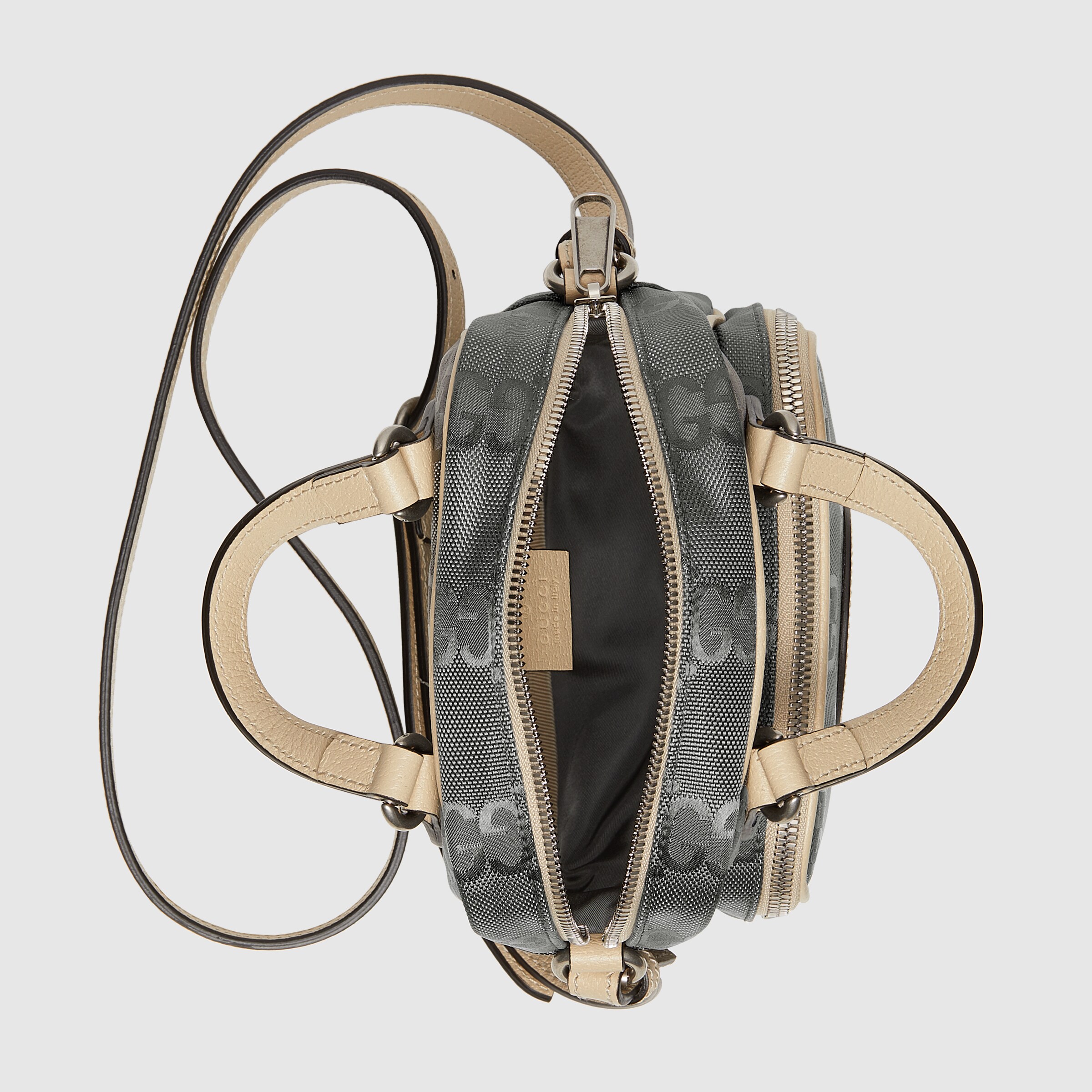 625850_H9HAN_1263_007_070_0000_Light-Gucci-Off-The-Grid-shoulder-bag.jpg