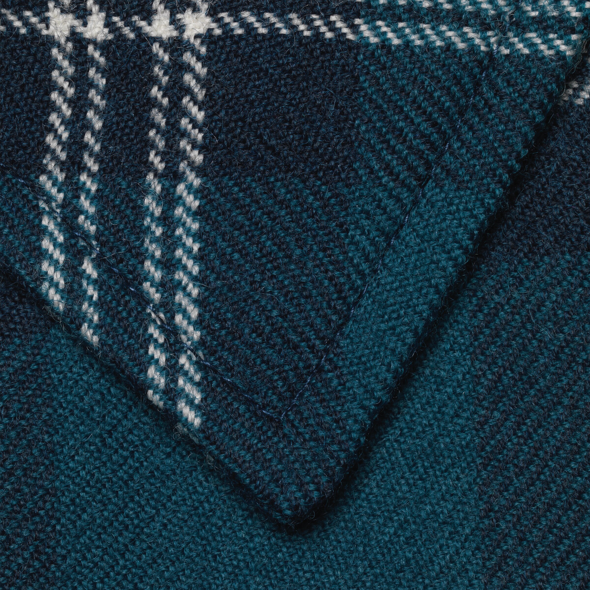 654846_ZAGVT_4932_011_100_0000_Light-Reversible-tartan-wool-coat.jpg