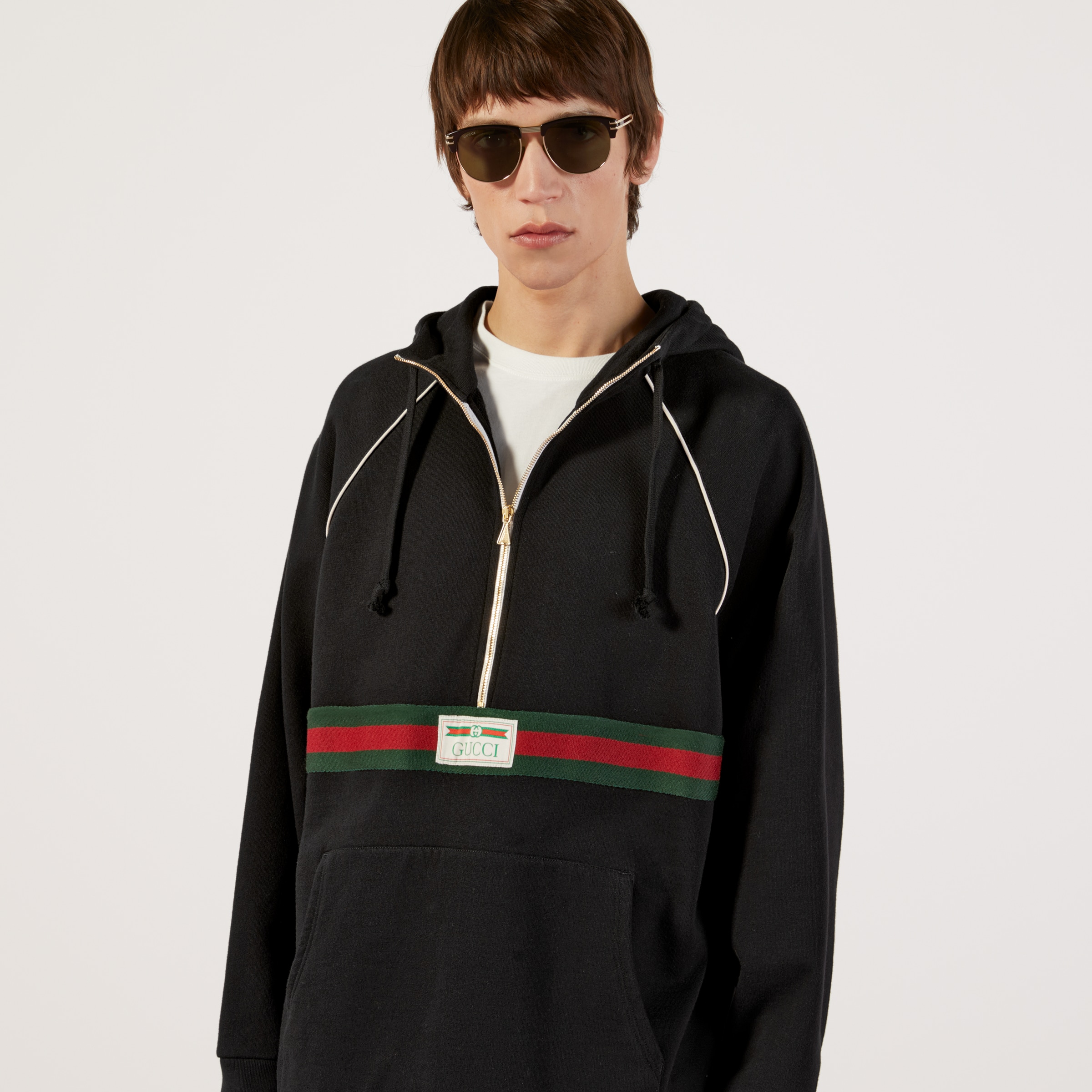 645320_XJDAK_1060_005_100_0000_Light-Cotton-jersey-sweatshirt-with-Web.jpg