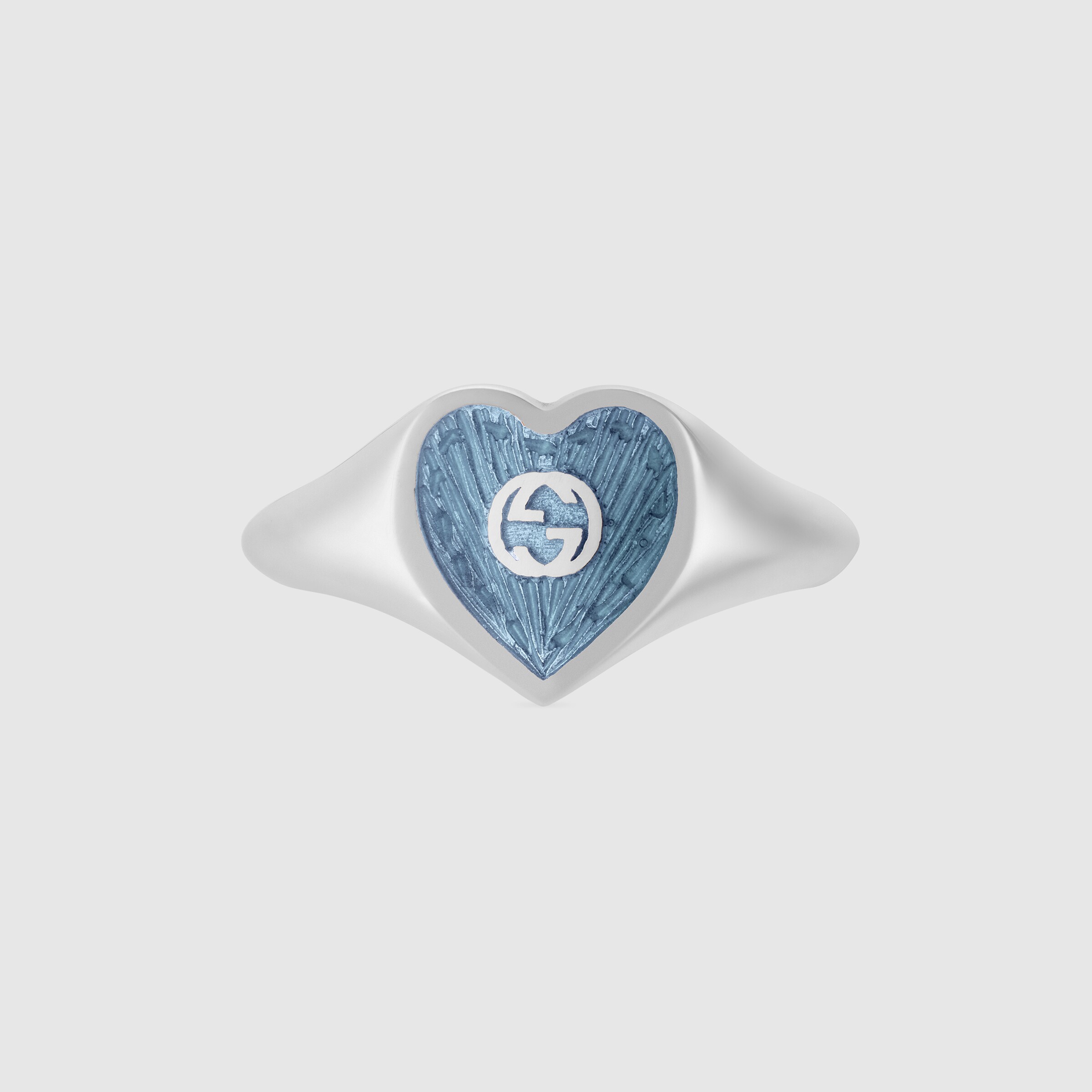 645544_J8410_8183_001_100_0000_Light-Ring-with-Interlocking-G-enamel-heart.jpg