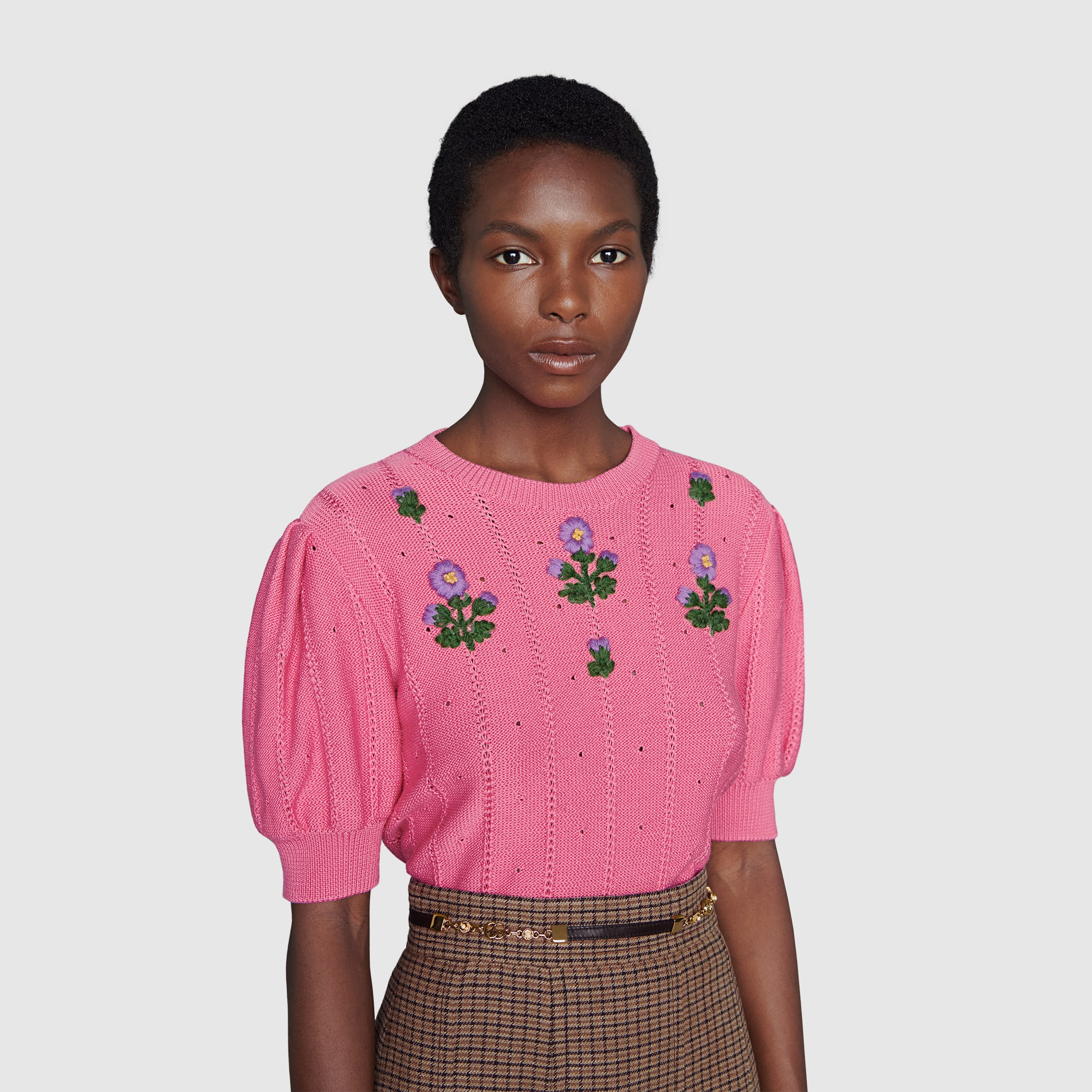 662166_XKBYG_5324_010_100_0000_Light-Floral-embroidery-knit-top.jpg