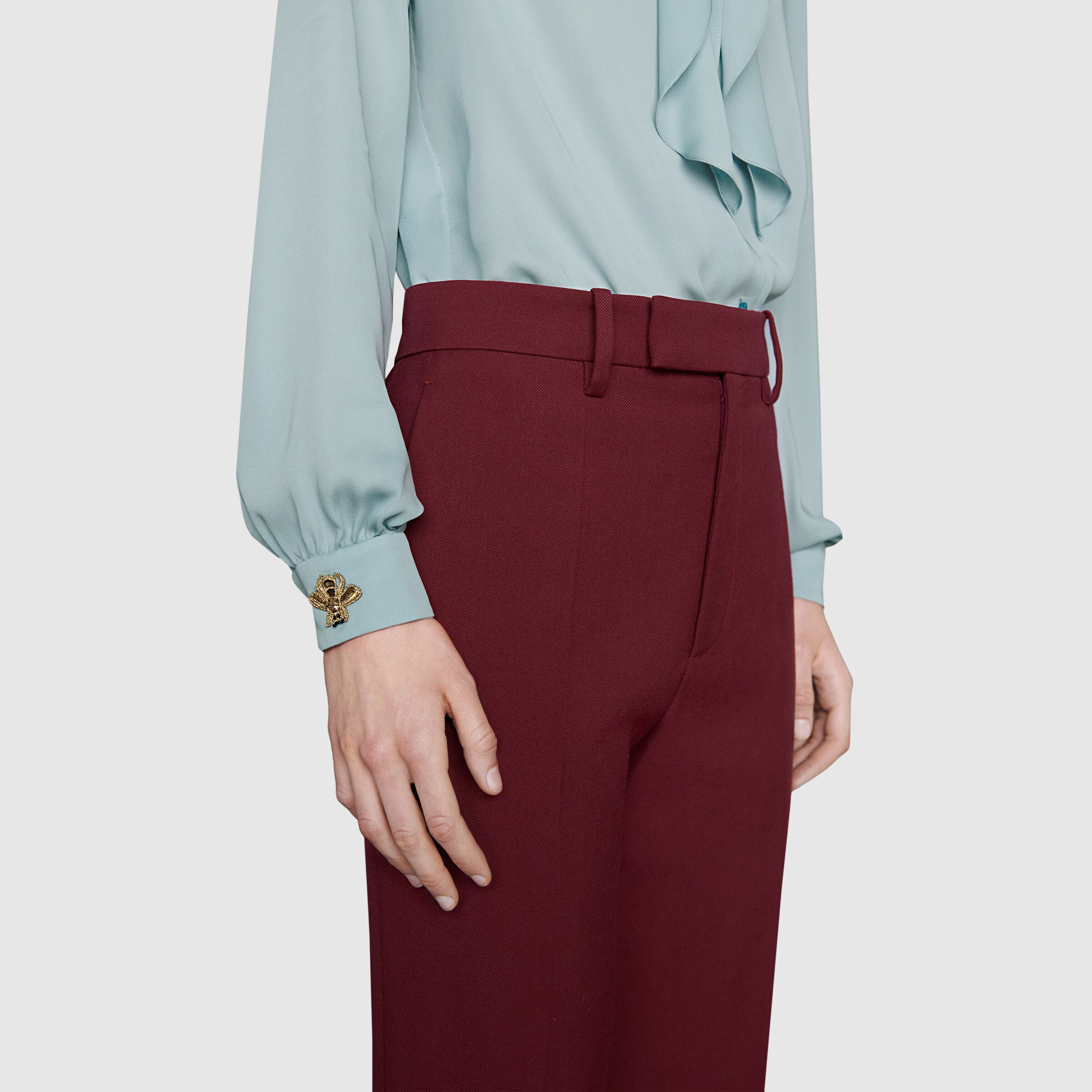 662332_ZAHGL_4950_012_100_0000_Light-Re-edition-silk-shirt-with-bee.jpg