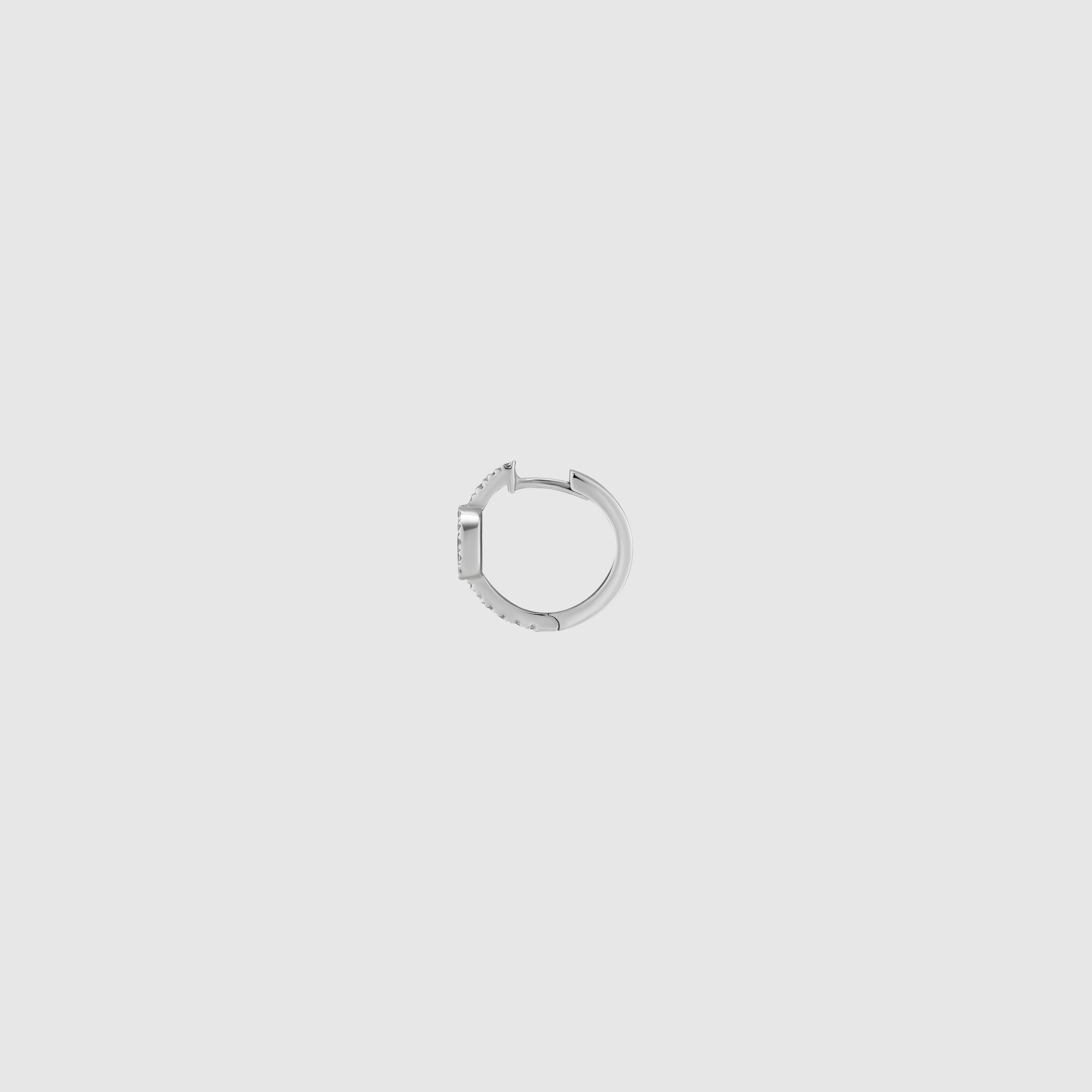 681830_J8568_9066_002_100_0000_Light-Interlocking-G-18k-single-earring.jpg