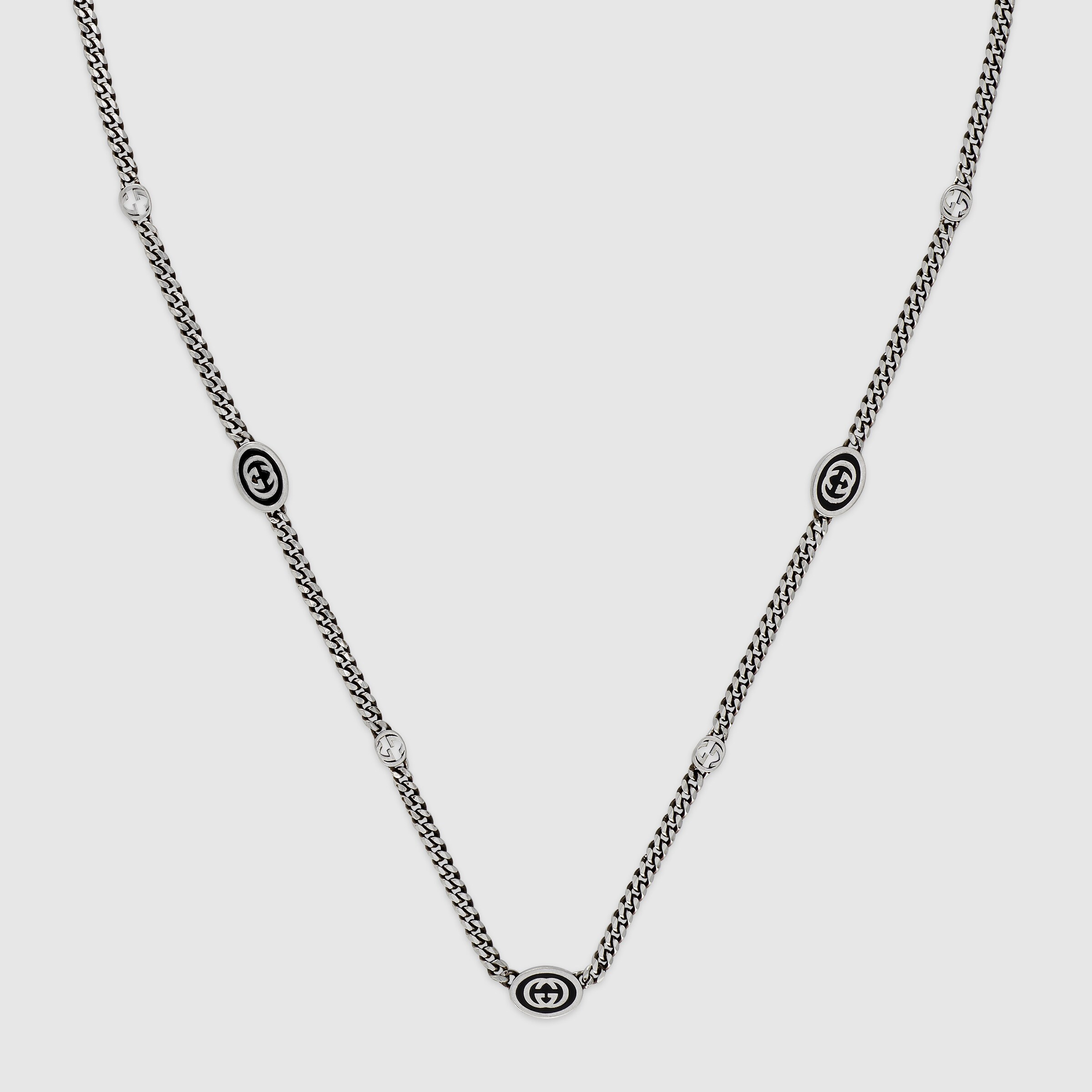 678658_J8410_8191_001_100_0000_Light-Thin-Interlocking-G-enamel-necklace.jpg