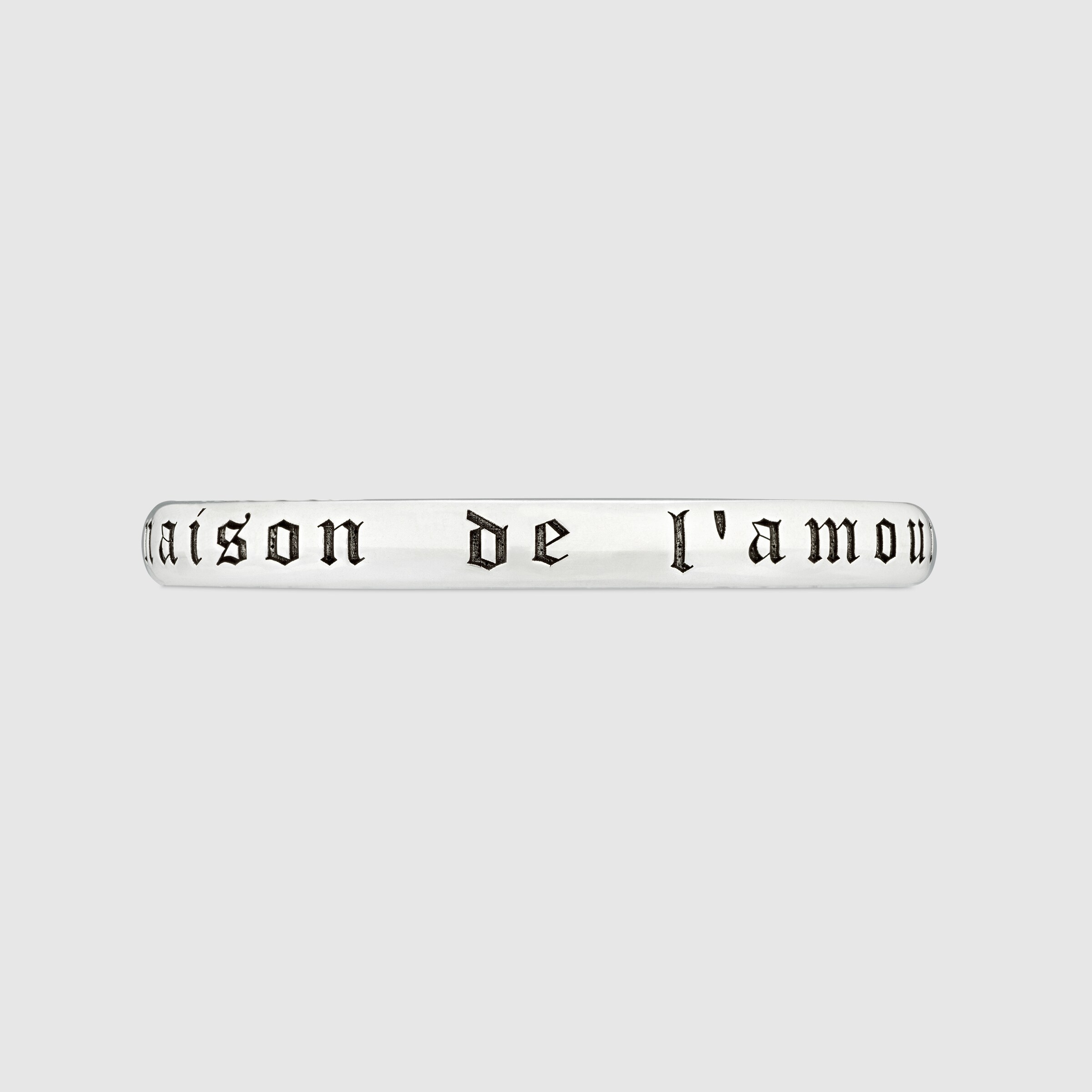 678664_J8400_0701_002_100_0000_Light-Maison-de-lAmour-bracelet.jpg