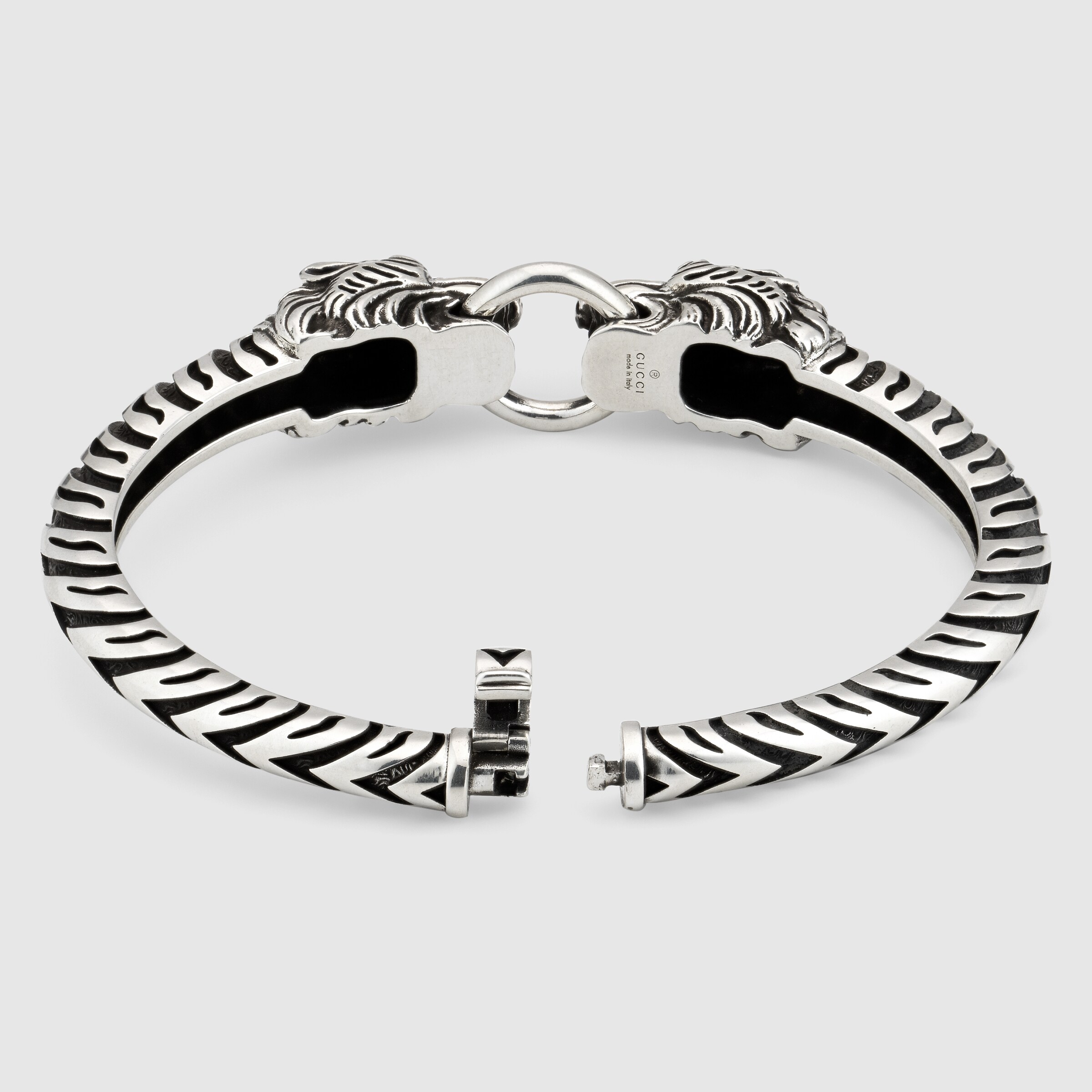675131_J8400_0701_004_100_0000_Light-Tiger-head-bracelet.jpg