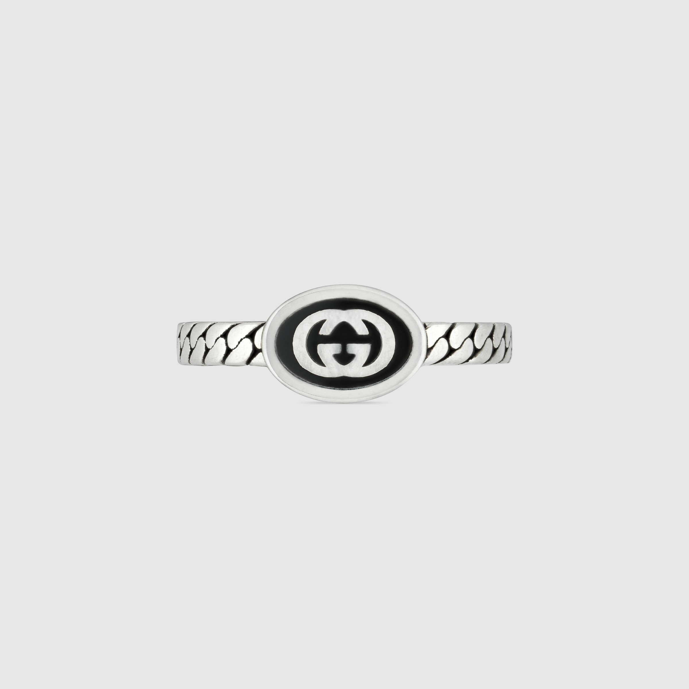 678654_J8410_8191_001_100_0000_Light-Thin-Interlocking-G-ring.jpg
