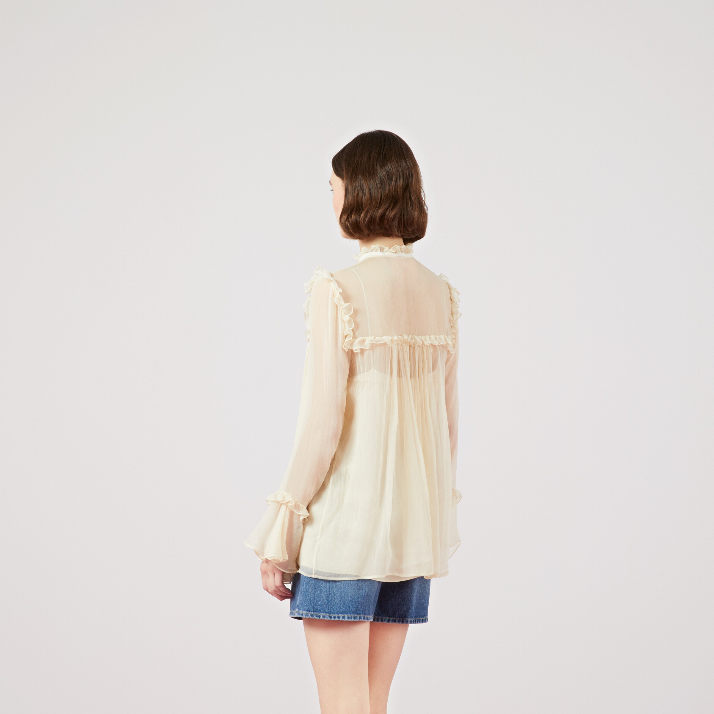 657801_ZHS78_9205_011_100_0000_Light-Silk-chiffon-ruffle-shirt.jpg