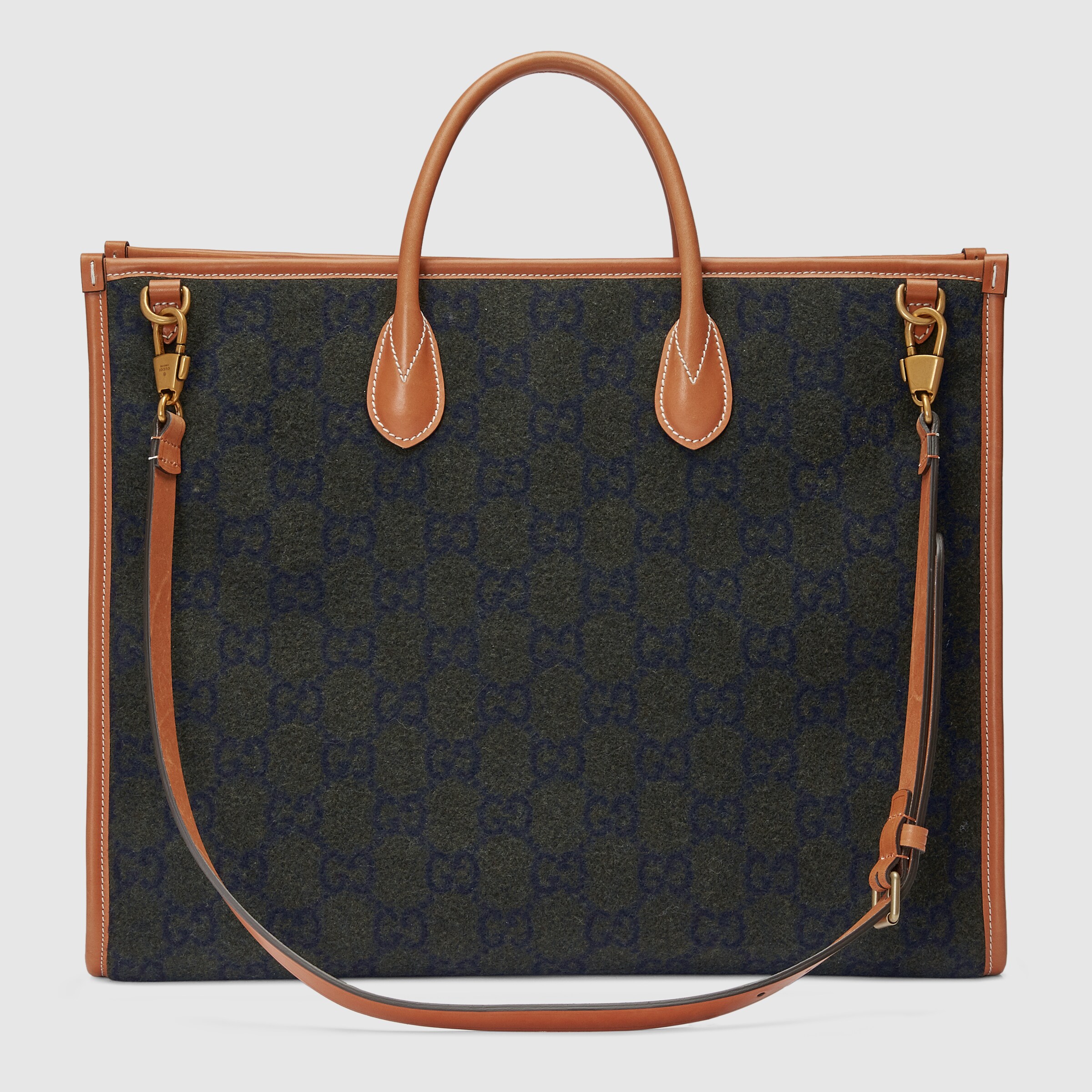 681112_2K3ET_3380_003_095_0000_Light-Tote-bag-with-Gucci-Script-logo.jpg