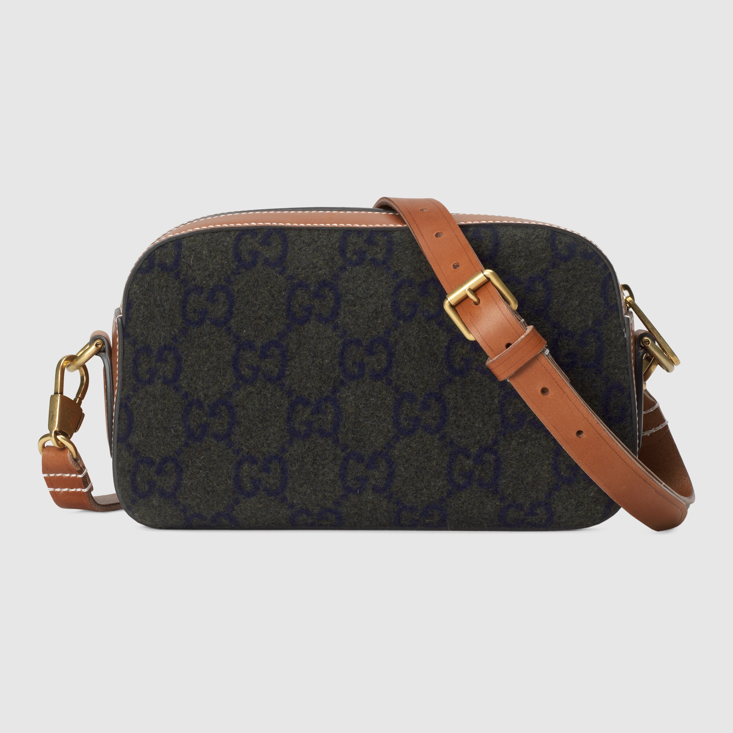 671625_2K3ET_3380_003_075_0000_Light-Shoulder-bag-with-Gucci-Script-logo.jpg