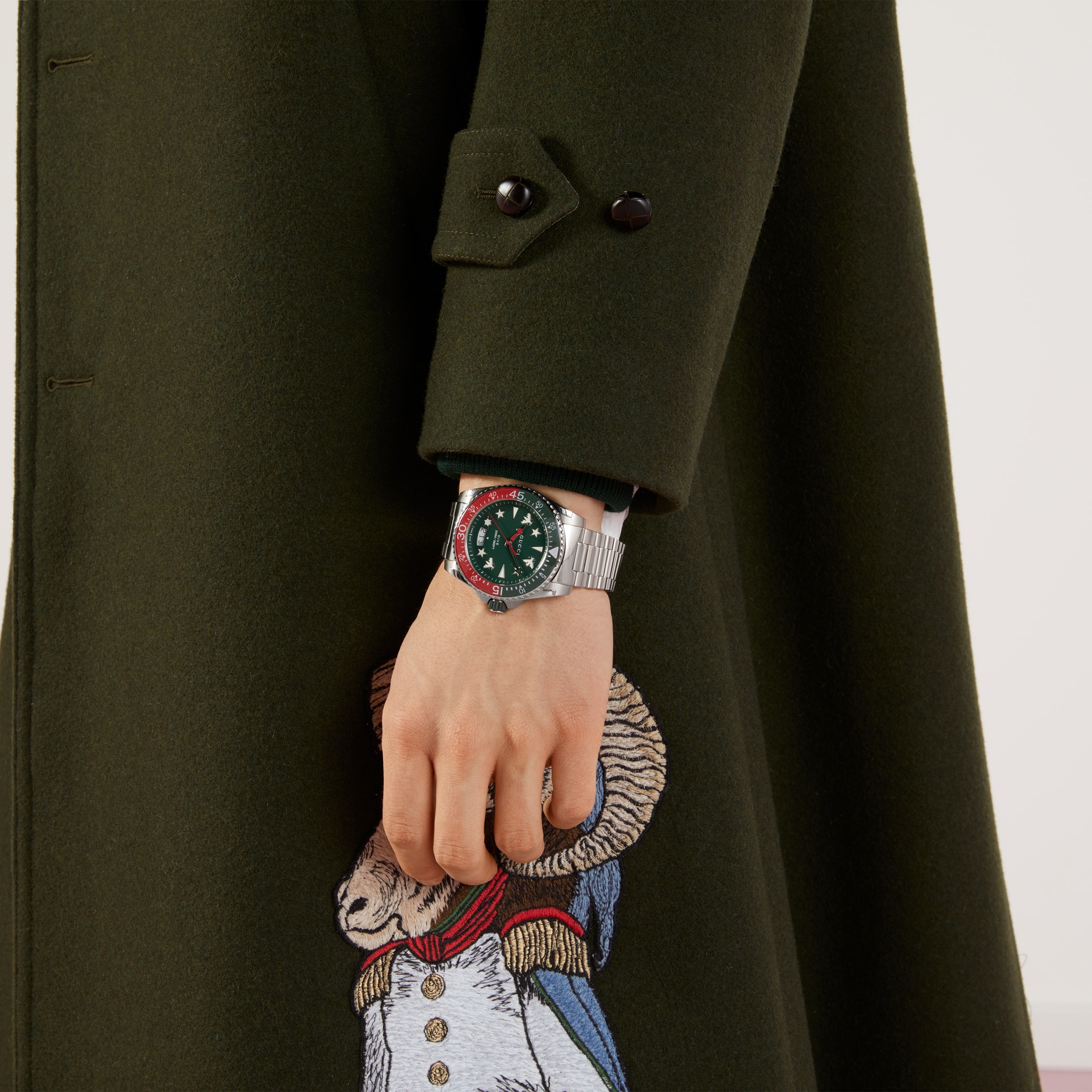 663941_I1600_8512_003_100_0000_Light-Gucci-Dive-watch-45mm.jpg
