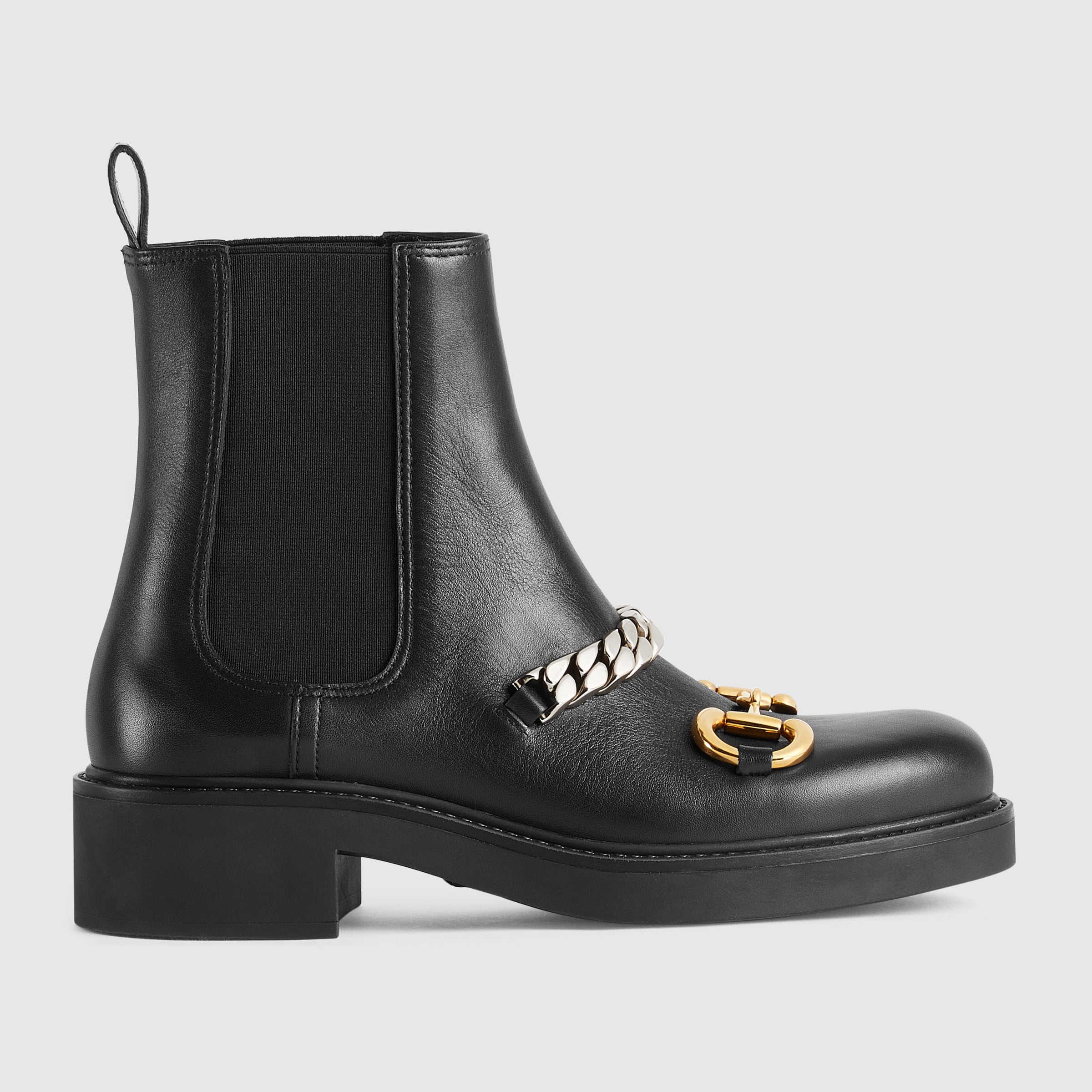 670393_17K10_1000_001_100_0000_Light-Womens-Chelsea-boot-with-chain.jpg