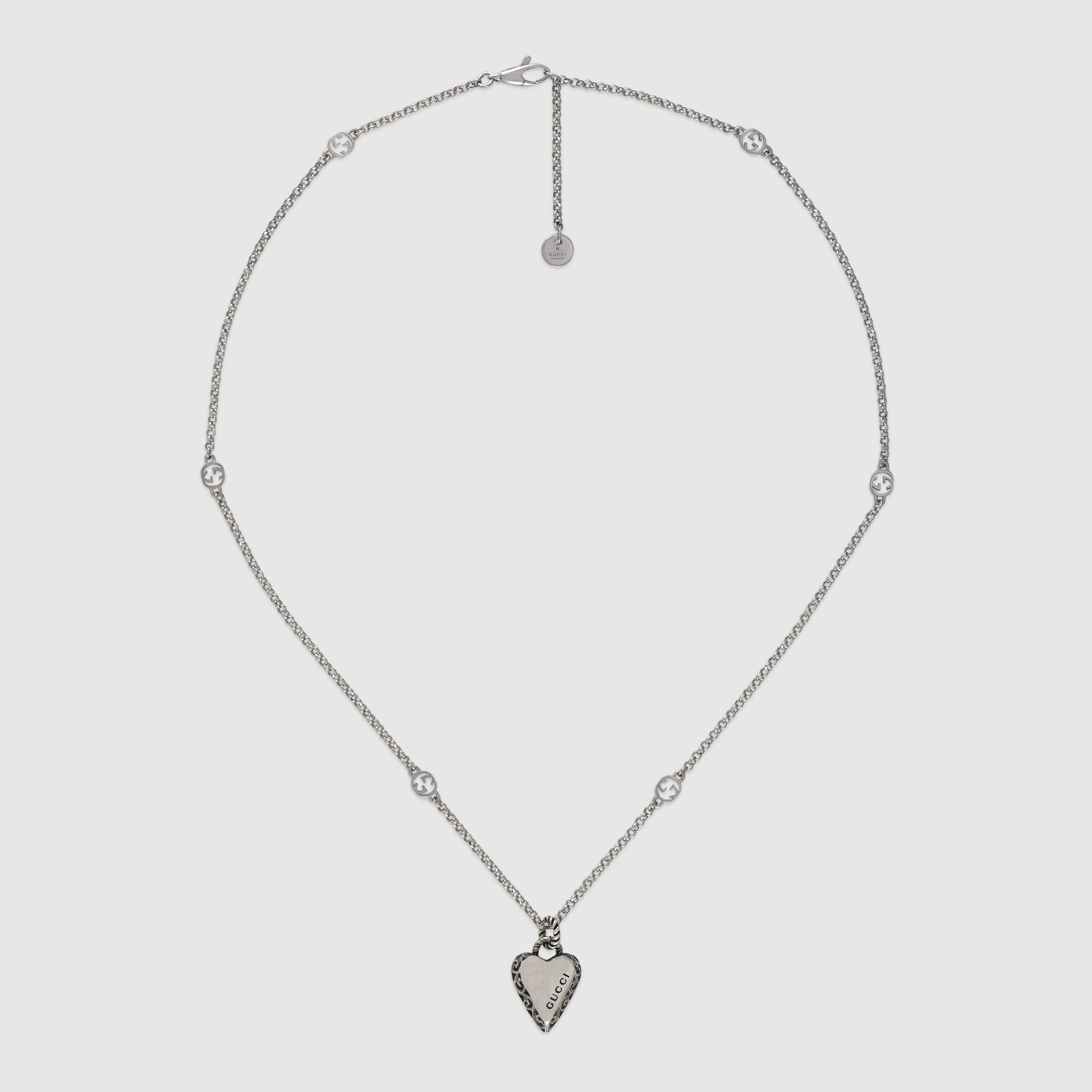 678907_J89B0_9515_001_100_0000_Light-Gucci-heart-charm-necklace.jpg