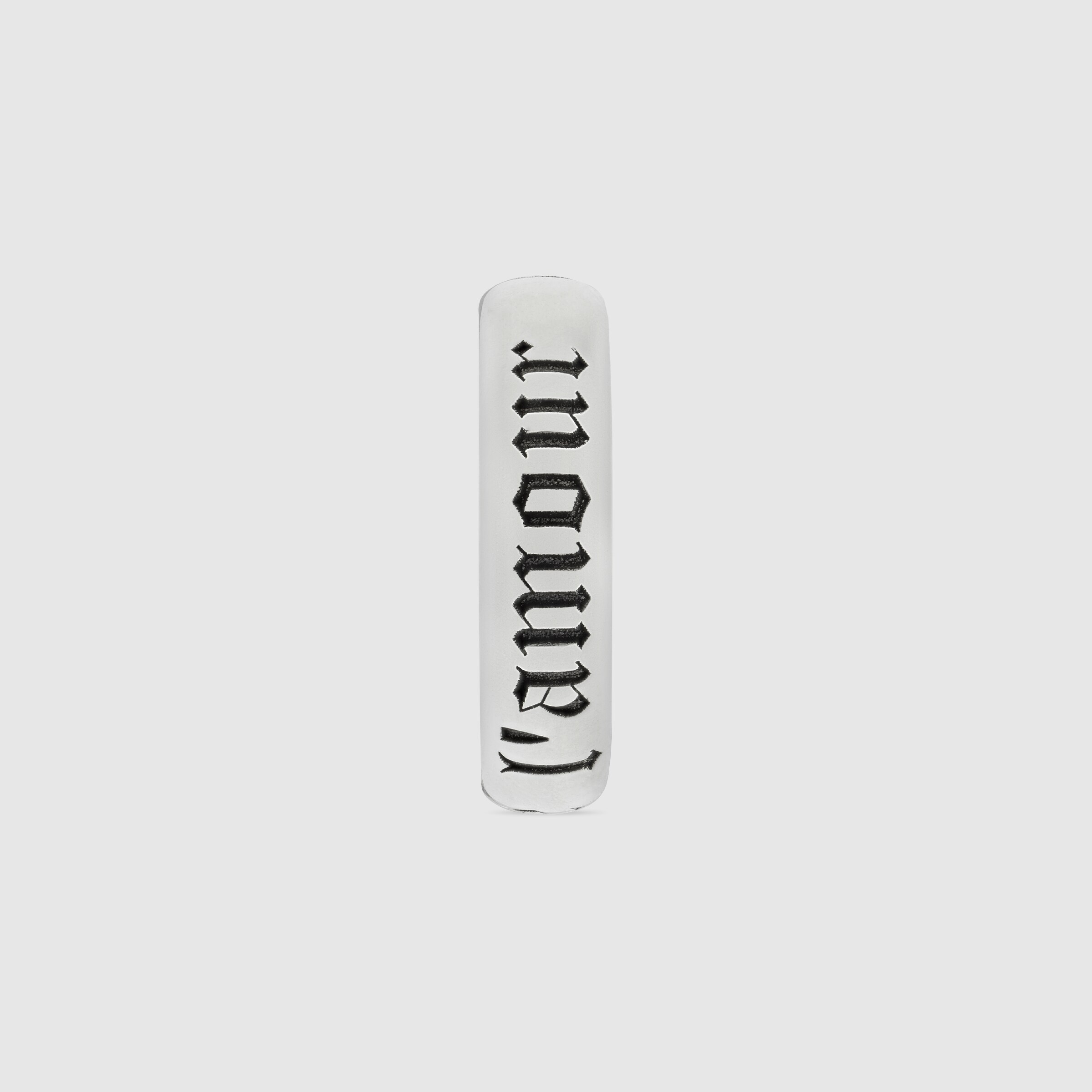 678668_J8400_0701_005_100_0000_Light-Thin-Maison-de-lAmour-ring.jpg