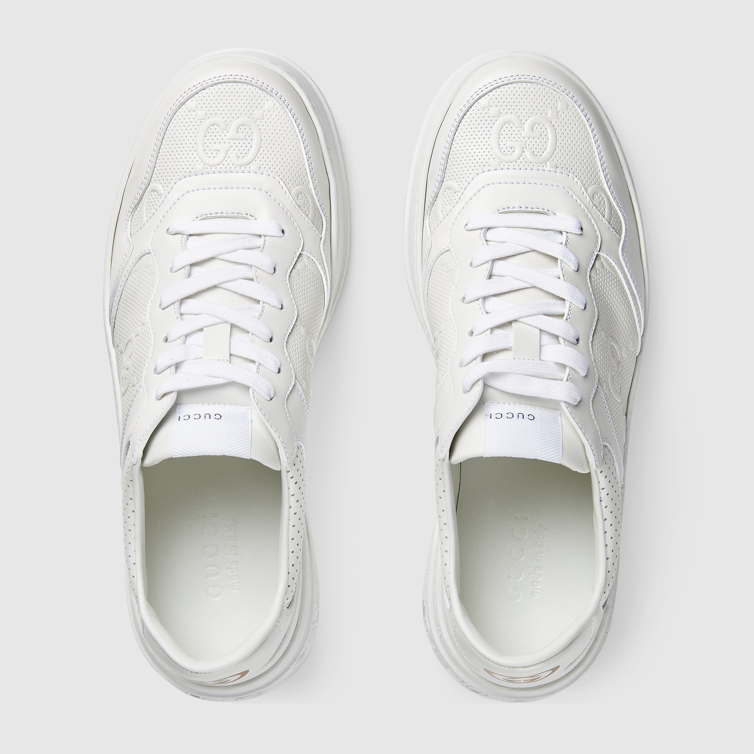 669582_1XL10_9014_004_100_0000_Light-Mens-GG-embossed-sneaker.jpg