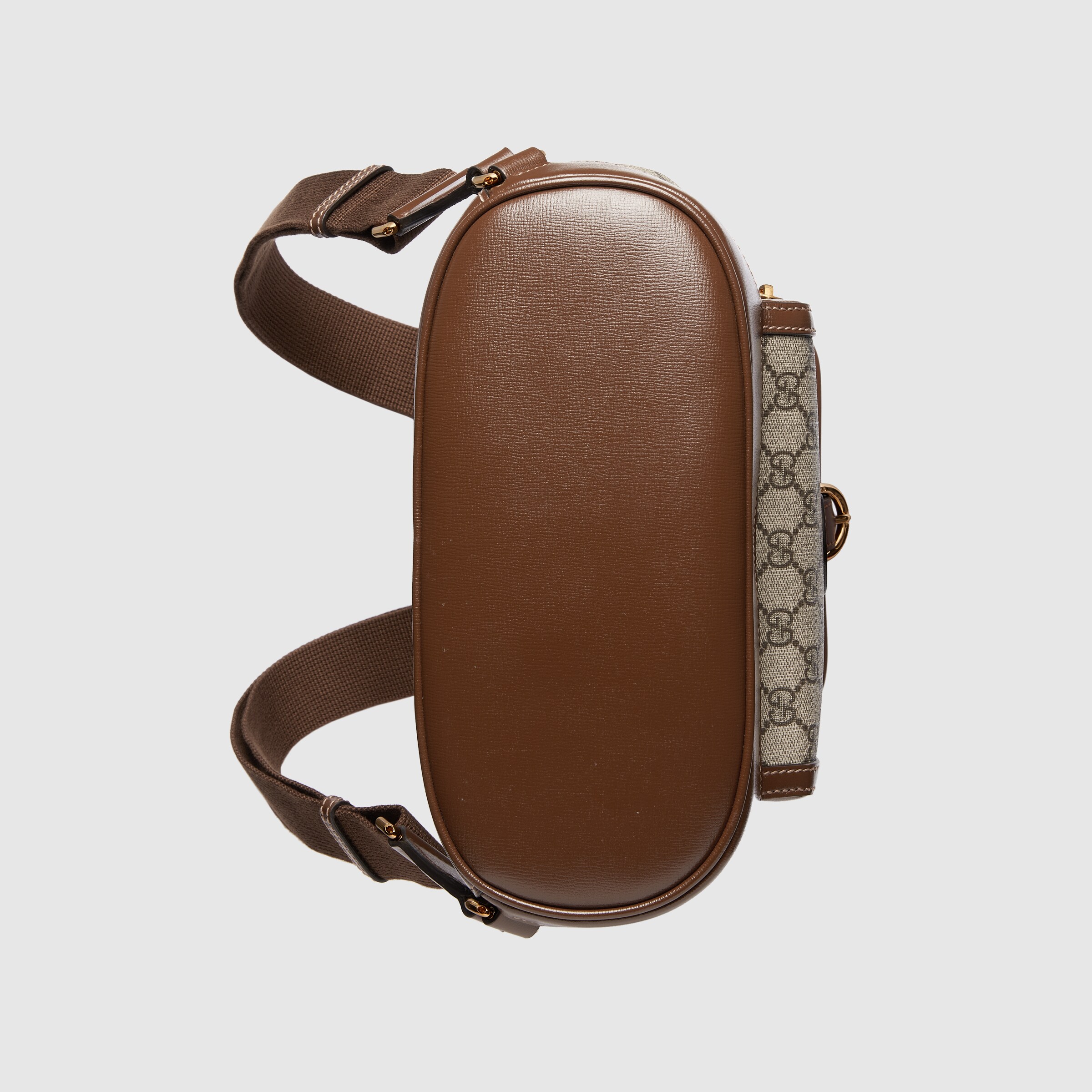 674147_92THG_8563_009_081_0000_Light-Backpack-with-Interlocking-G.jpg