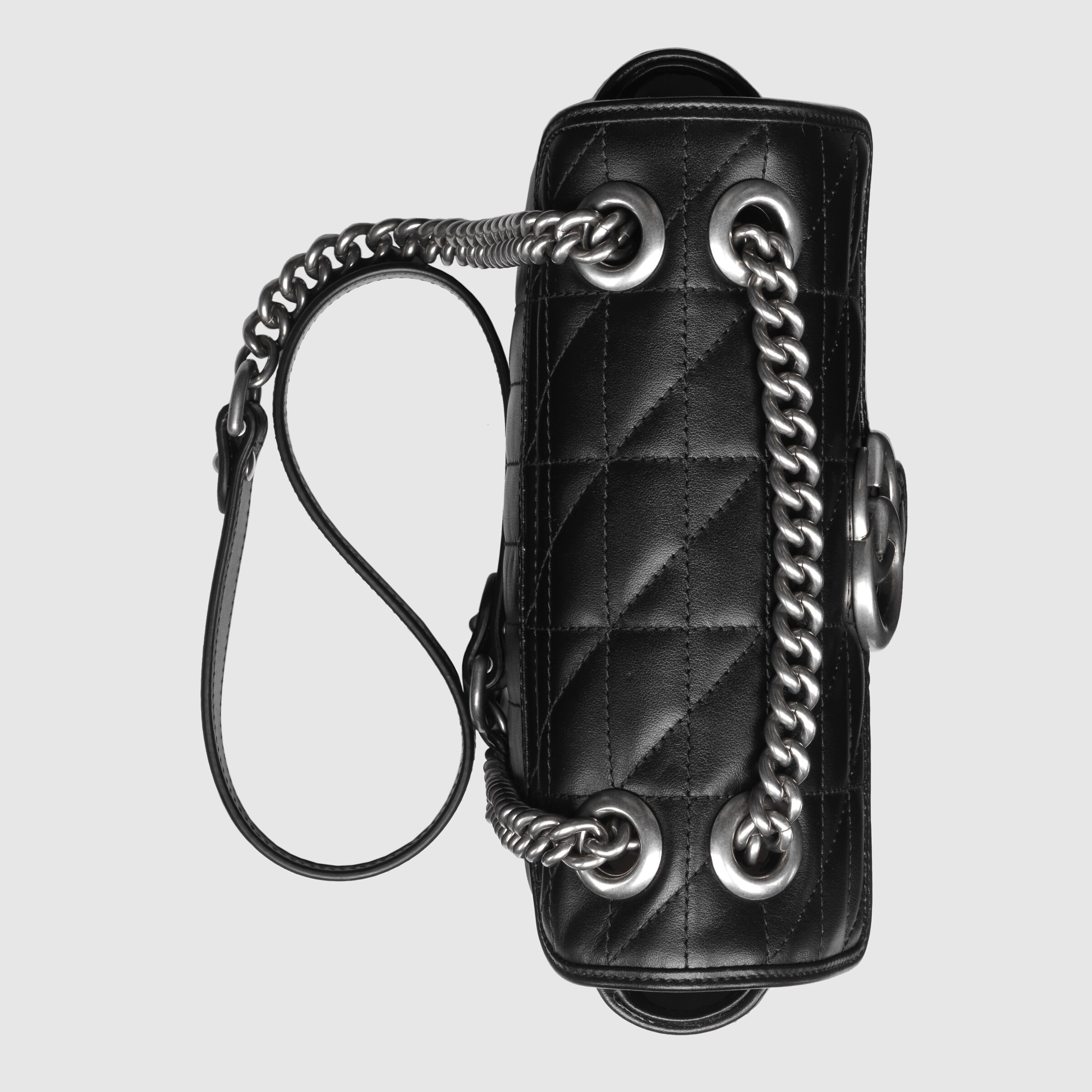 446744_UM8AN_1000_006_055_0016_Light-GG-Marmont-mini-shoulder-bag.jpg