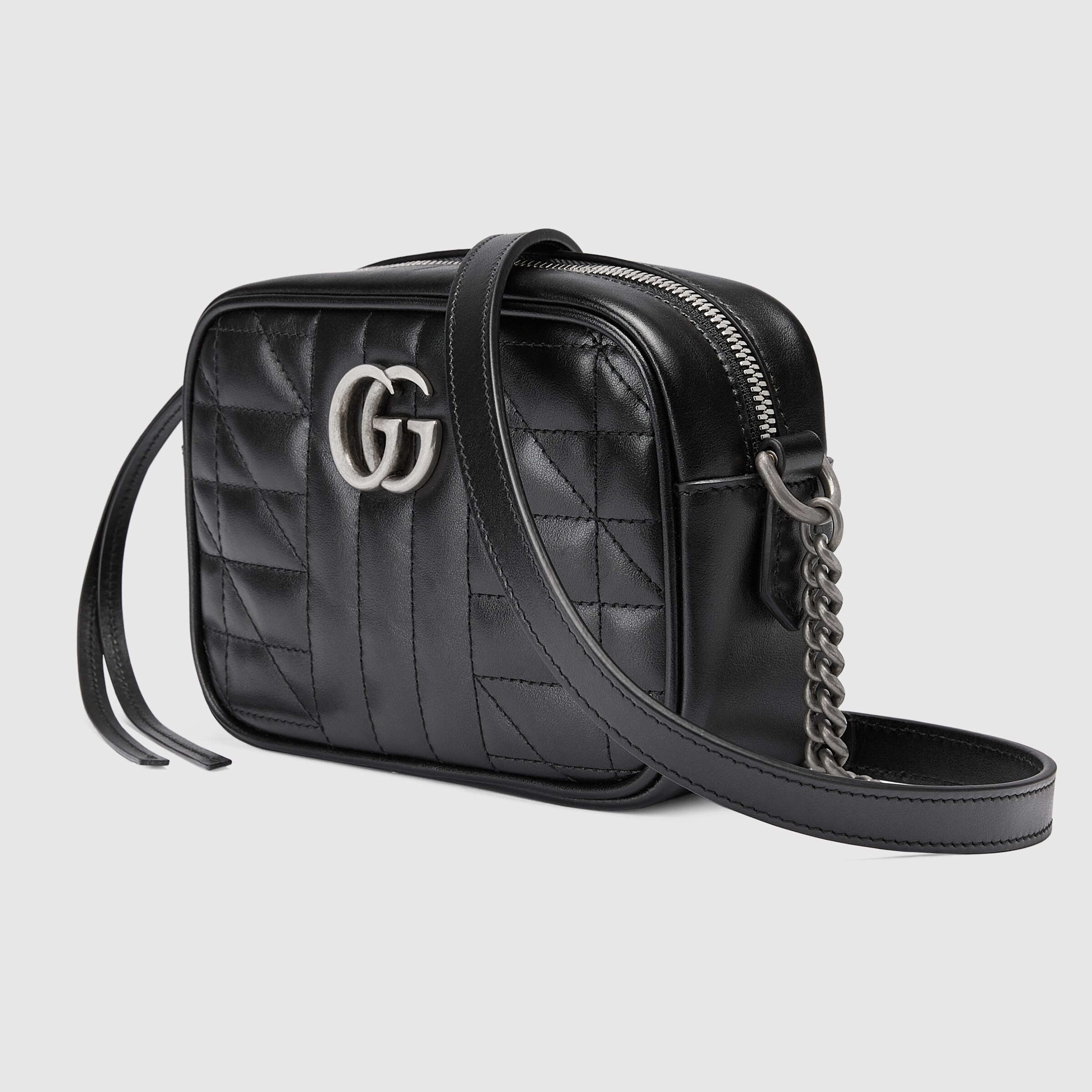 634936_UM8BN_1000_002_067_0041_Light-GG-Marmont-mini-shoulder-bag.jpg