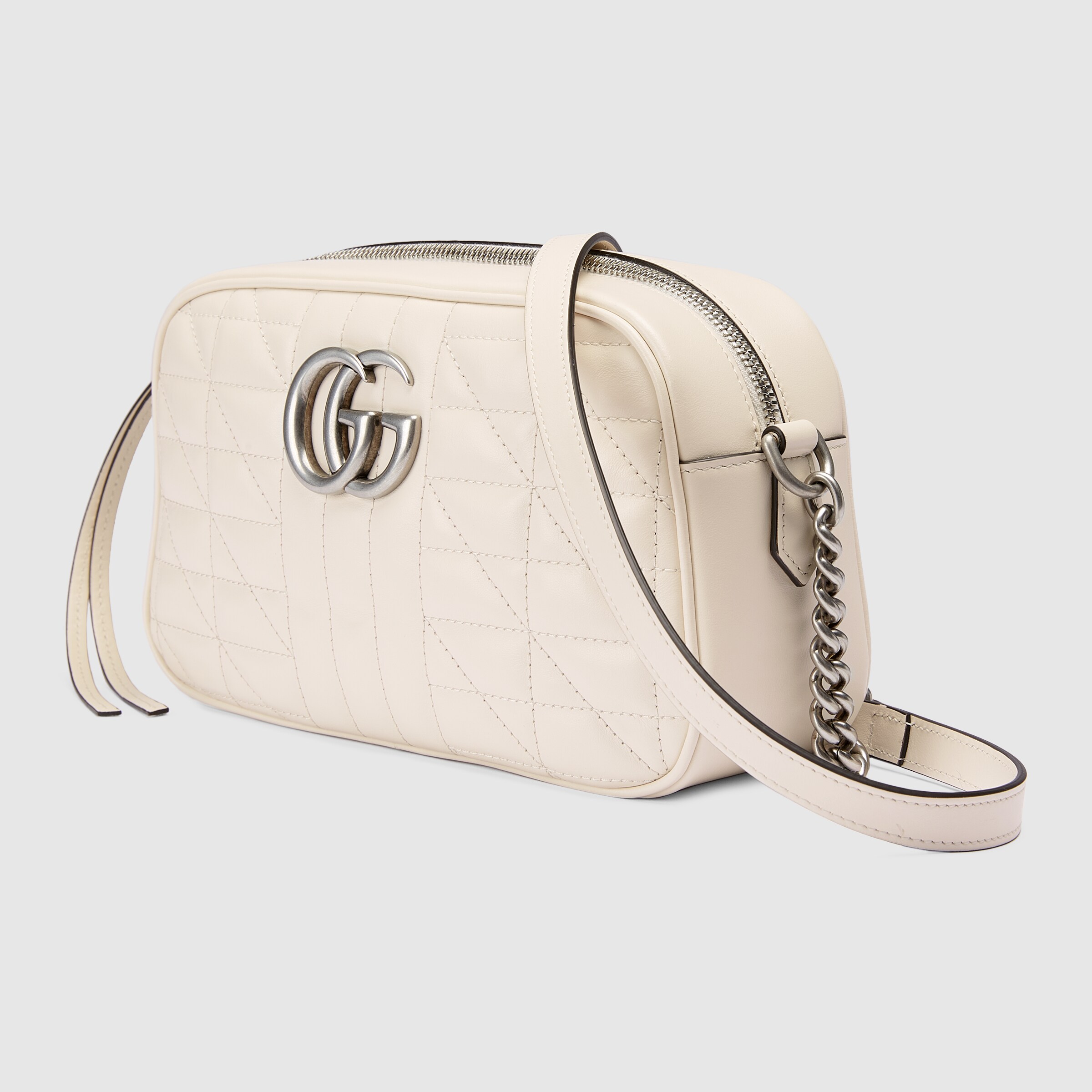 447632_UM8BN_9022_002_067_0032_Light-GG-Marmont-small-shoulder-bag.jpg
