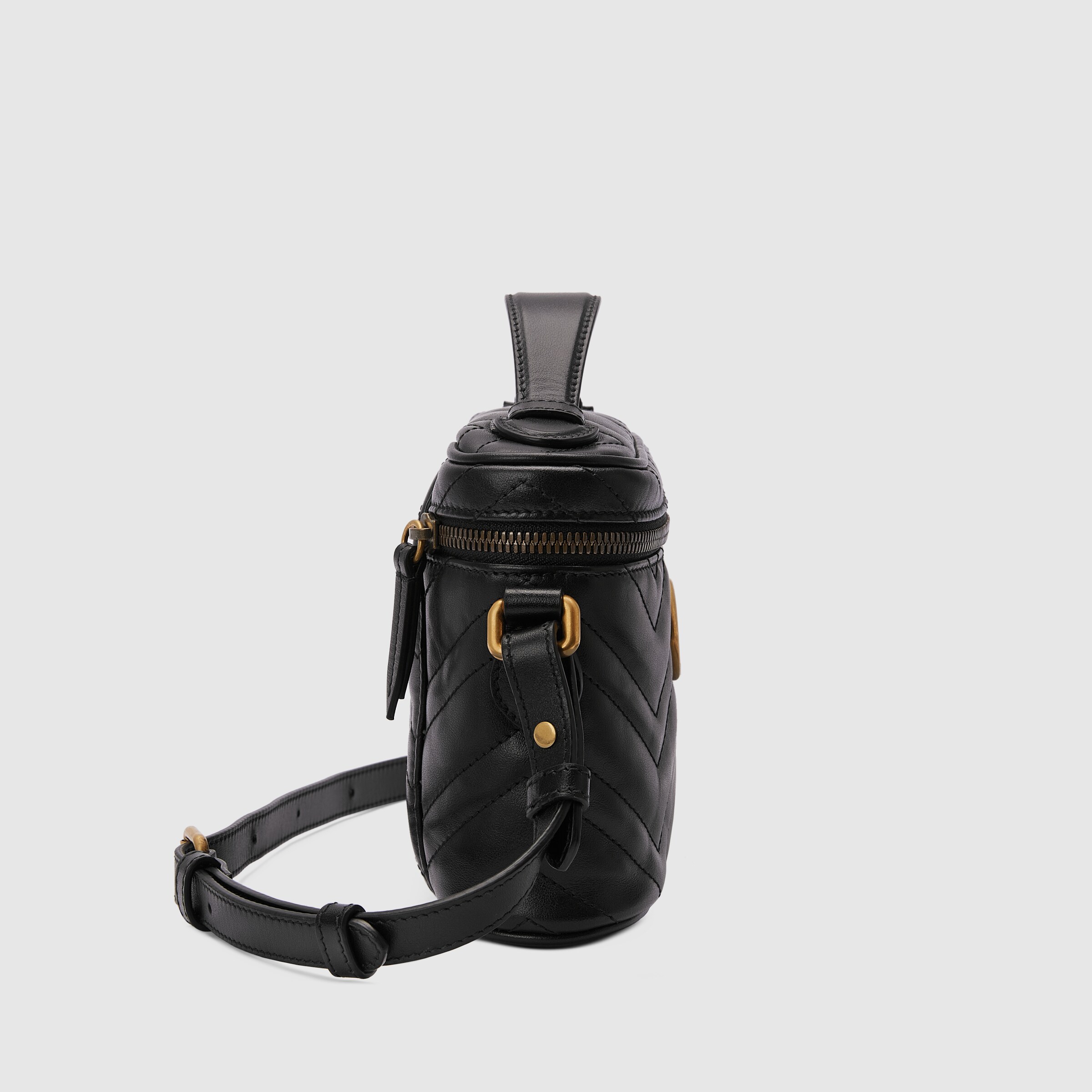 672253_DTDHT_1000_004_066_0000_Light-GG-Marmont-mini-bag.jpg
