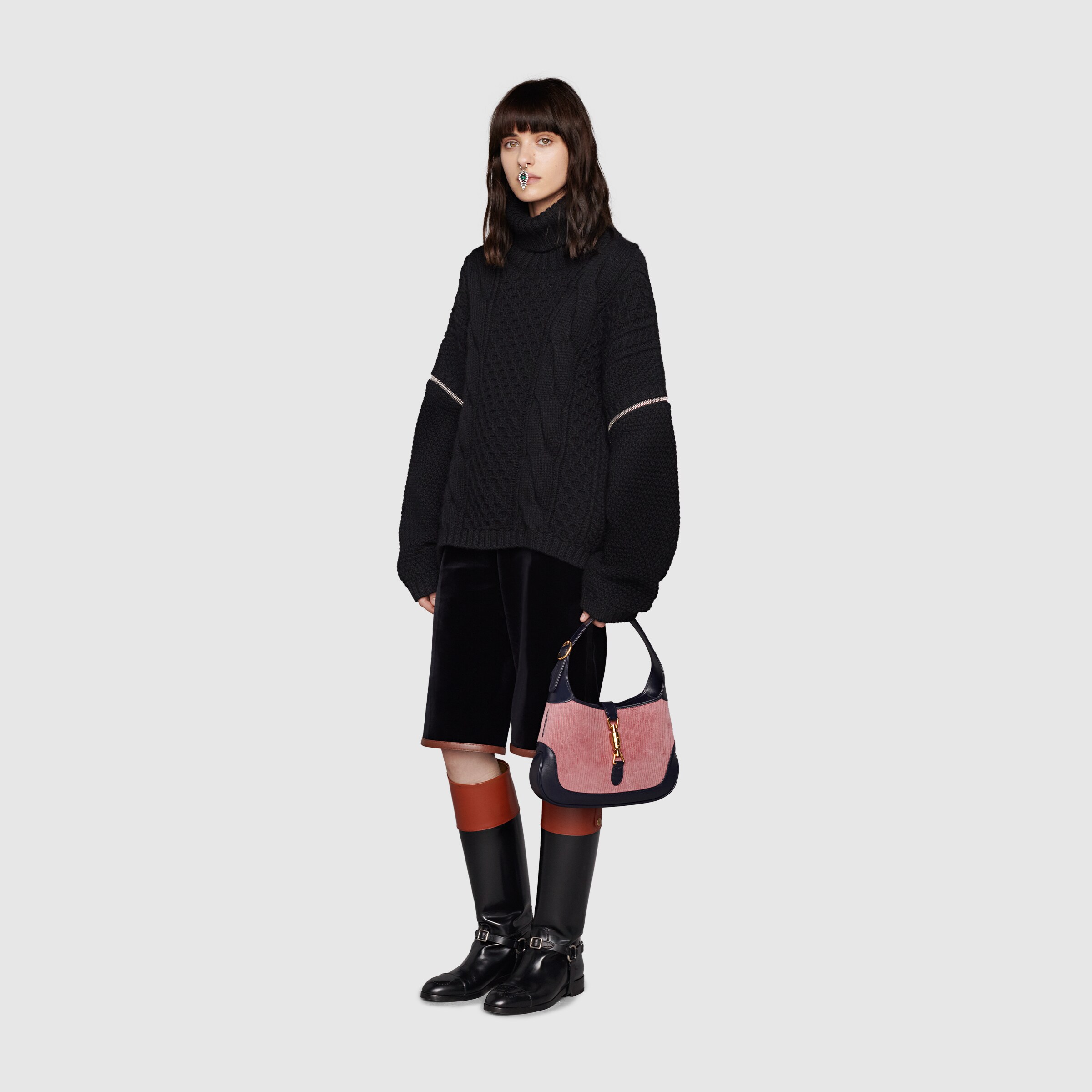 636706_2S8AG_6781_012_100_0000_Light-Jackie-1961-small-shoulder-bag.jpg