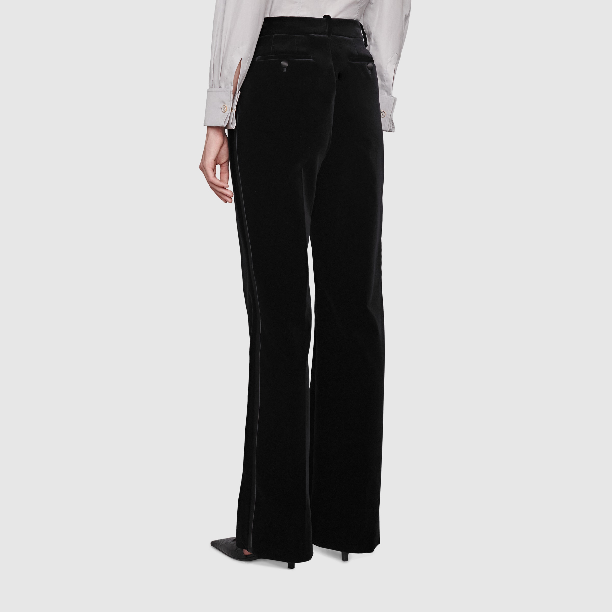 675762_ZAH1H_1000_005_100_0000_Light-Stretch-velvet-flared-trousers.jpg