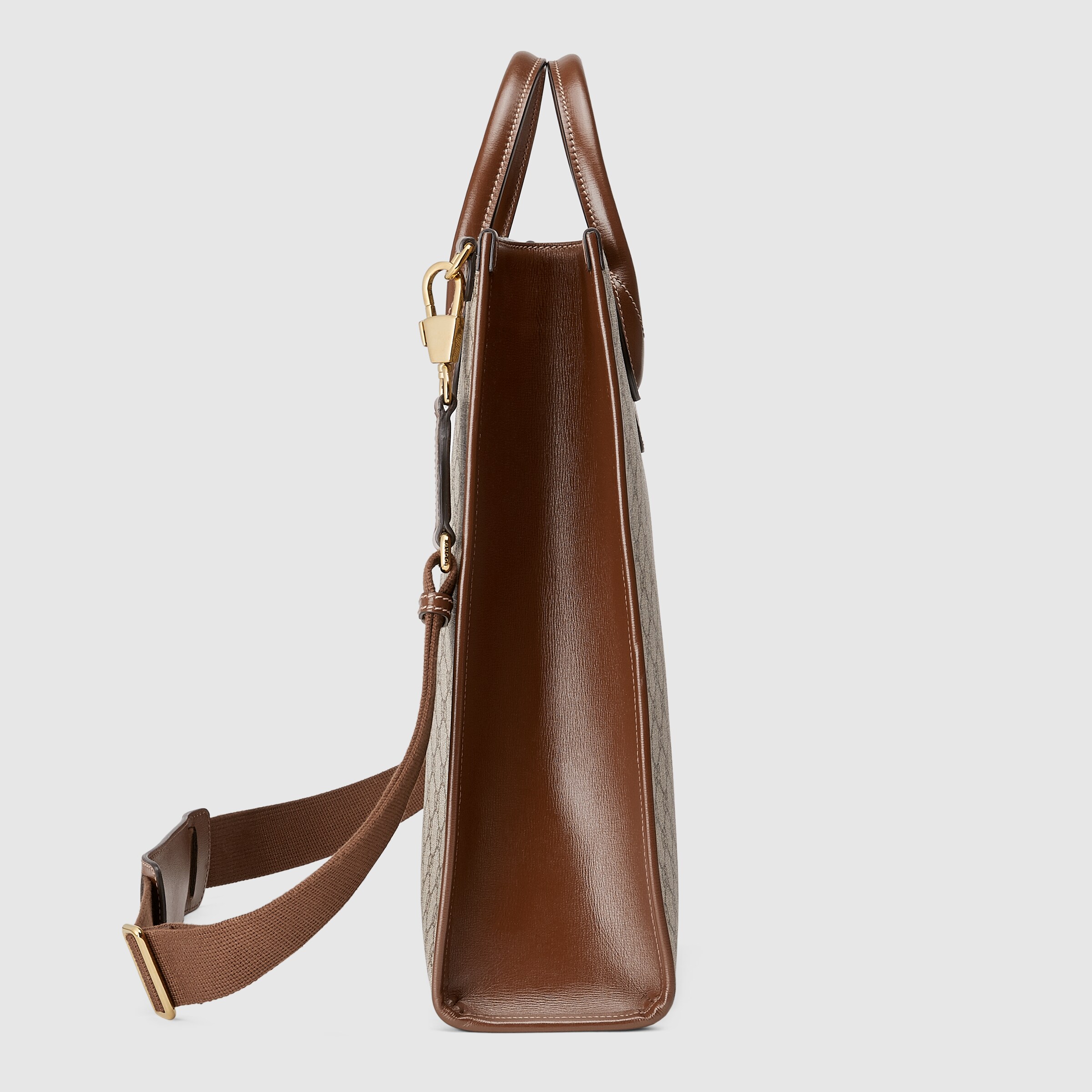 674155_92THG_8563_004_098_0000_Light-Medium-tote-with-Interlocking-G.jpg