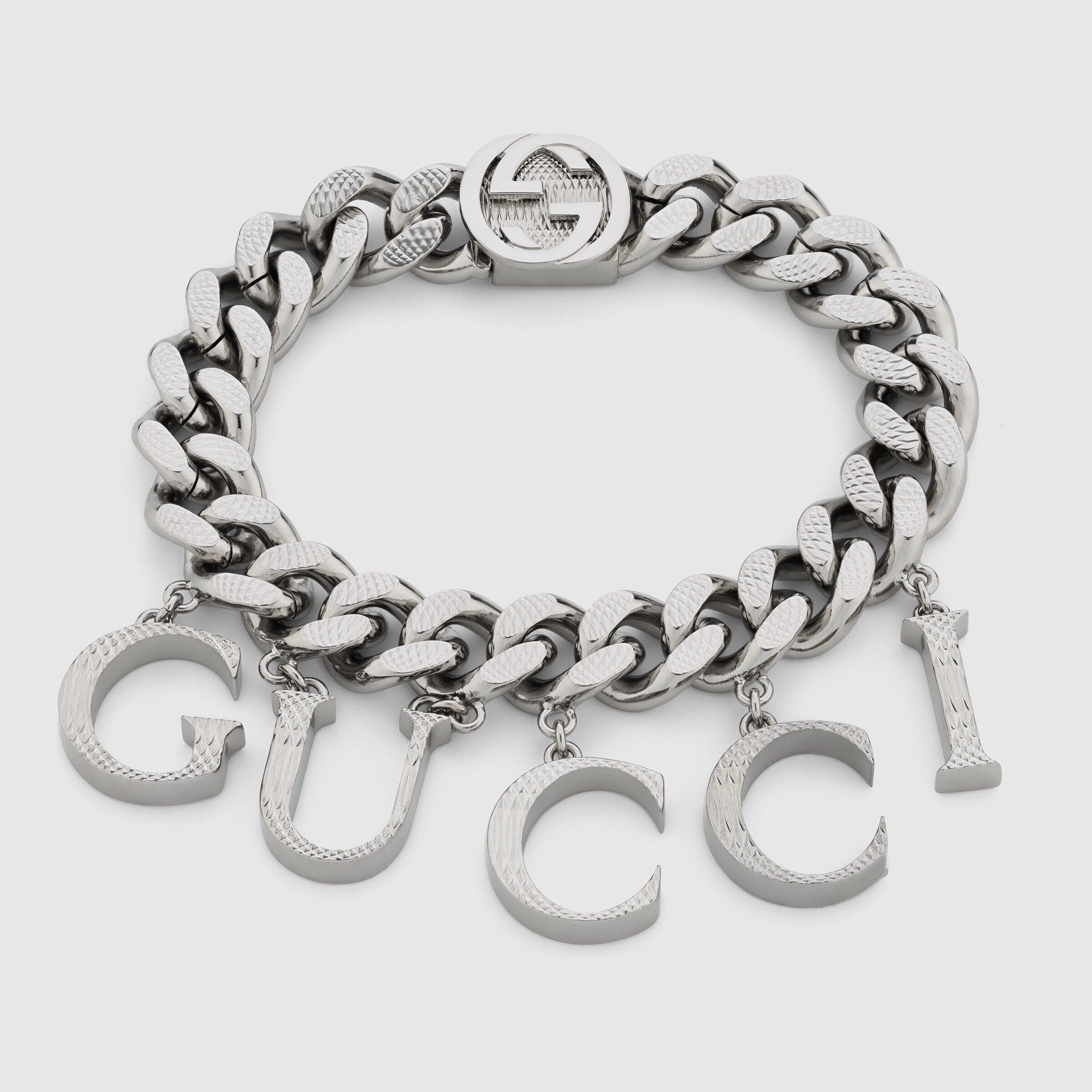 680277_I4601_0926_001_100_0000_Light-Bracelet-with-Gucci-script.jpg