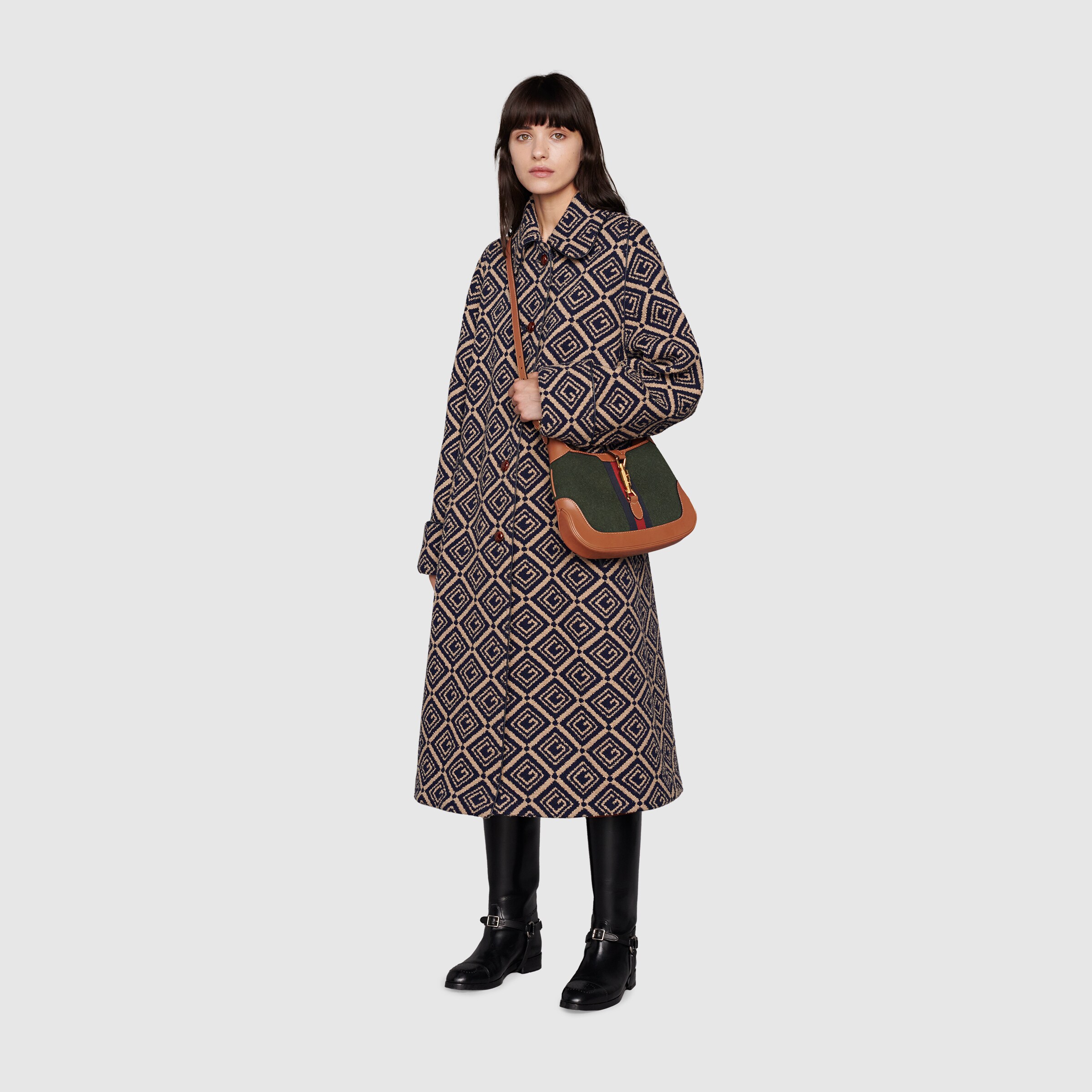 636706_HS3KG_3382_011_100_0000_Light-Jackie-1961-small-shoulder-bag.jpg