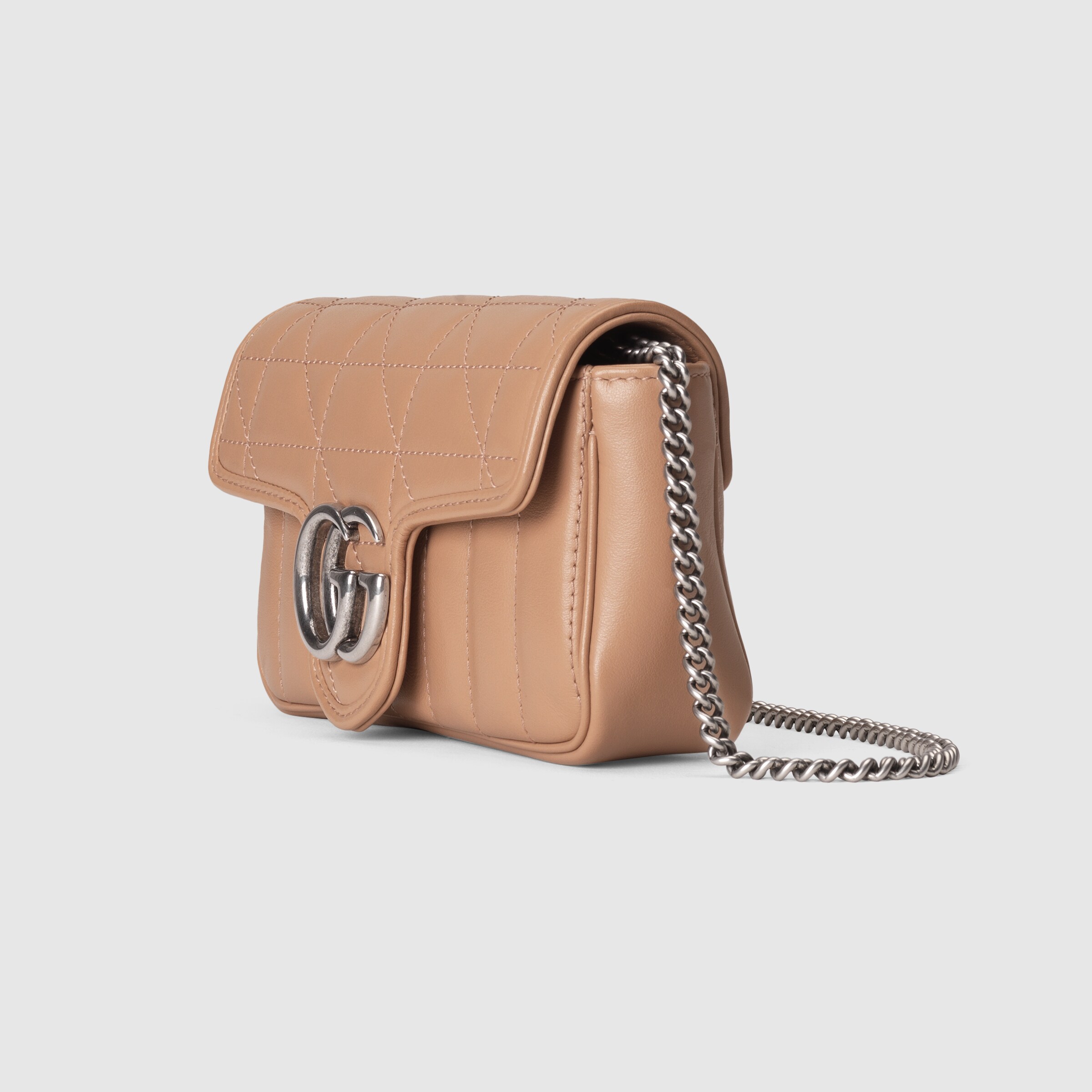 476433_DTD5N_2754_002_057_0000_Light-GG-Marmont-super-mini-bag.jpg