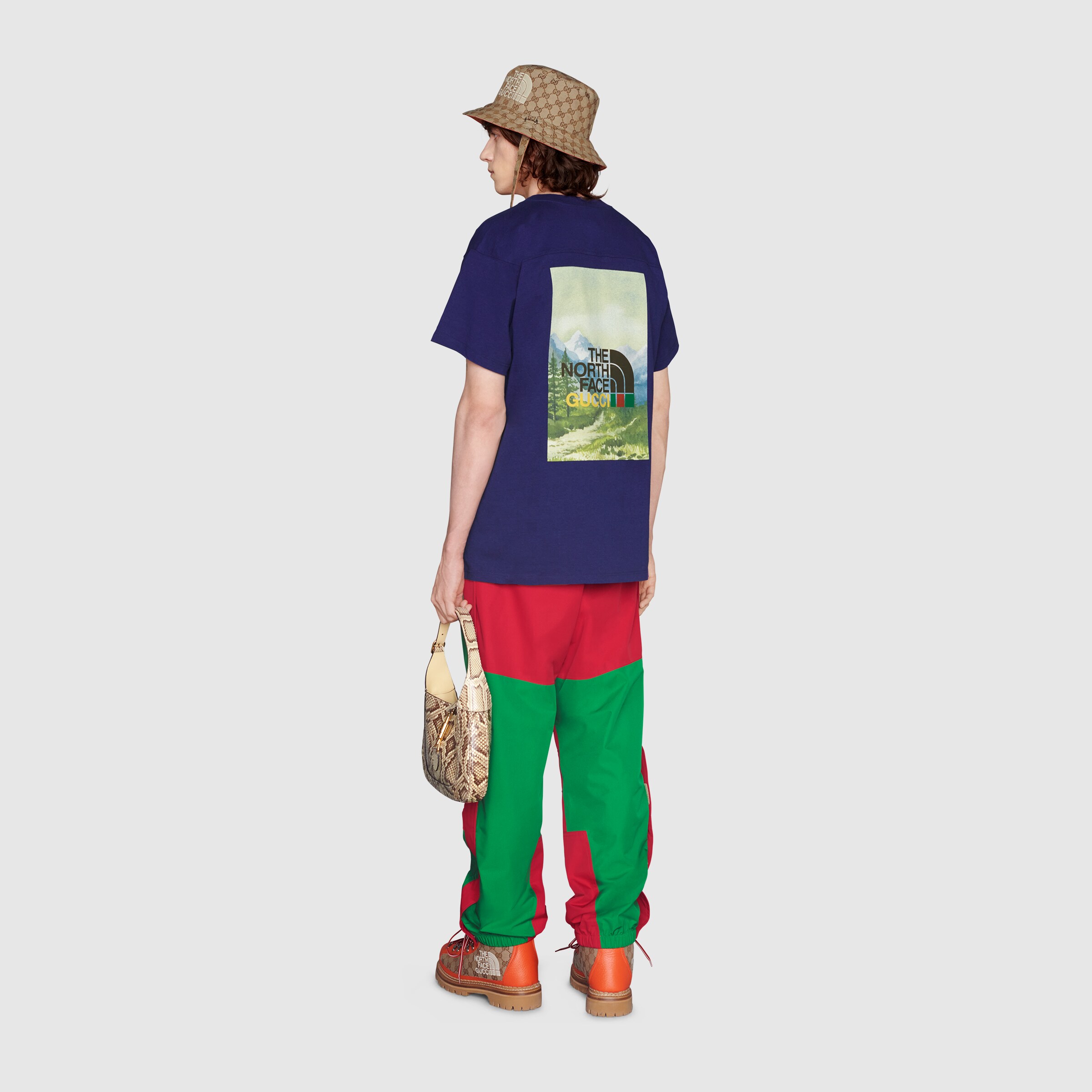 671443_XJDRB_4409_002_100_0000_Light-The-North-Face-x-Gucci-T-shirt.jpg
