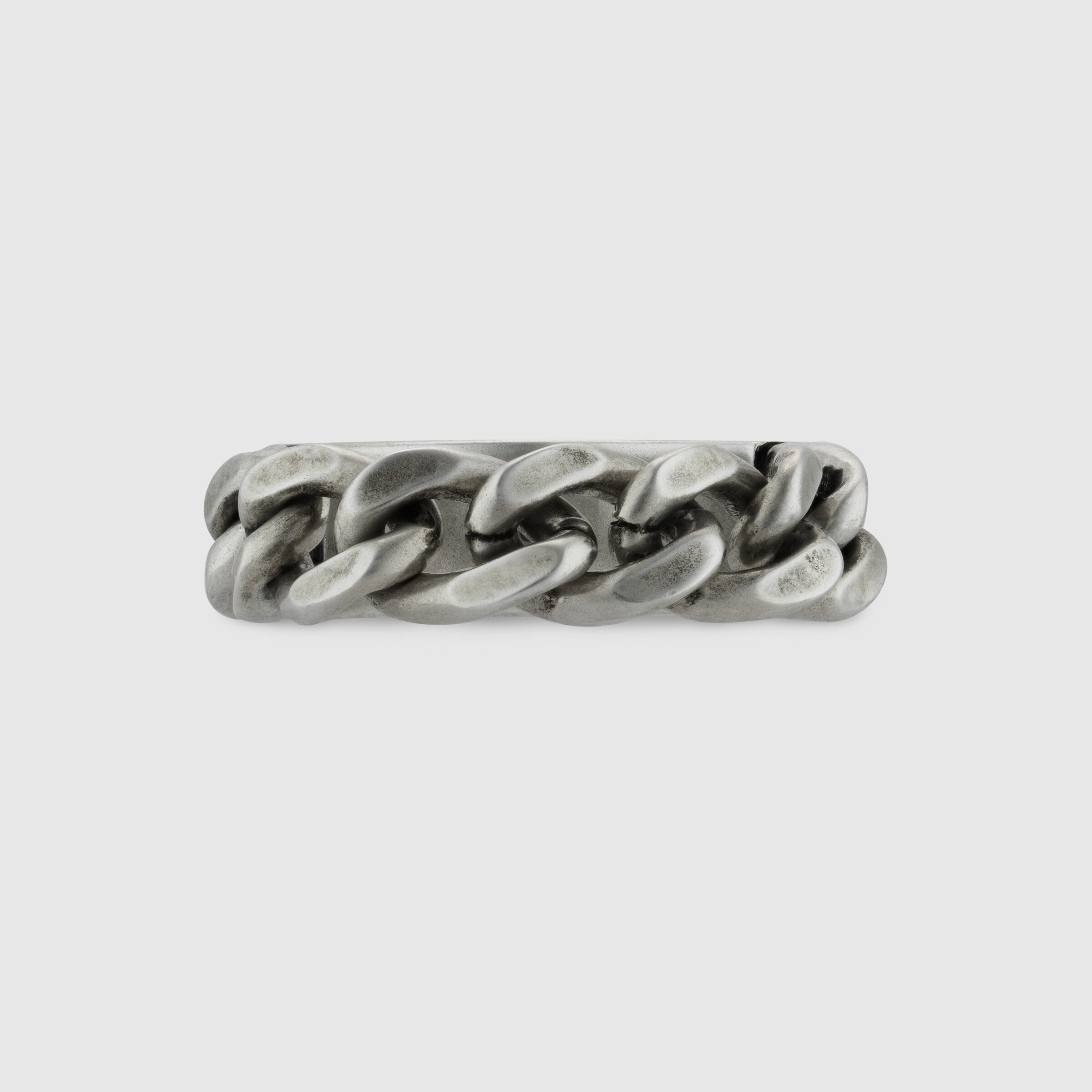 678711_J8410_9071_004_100_0000_Light-Gucci-logo-ring-with-enamel.jpg