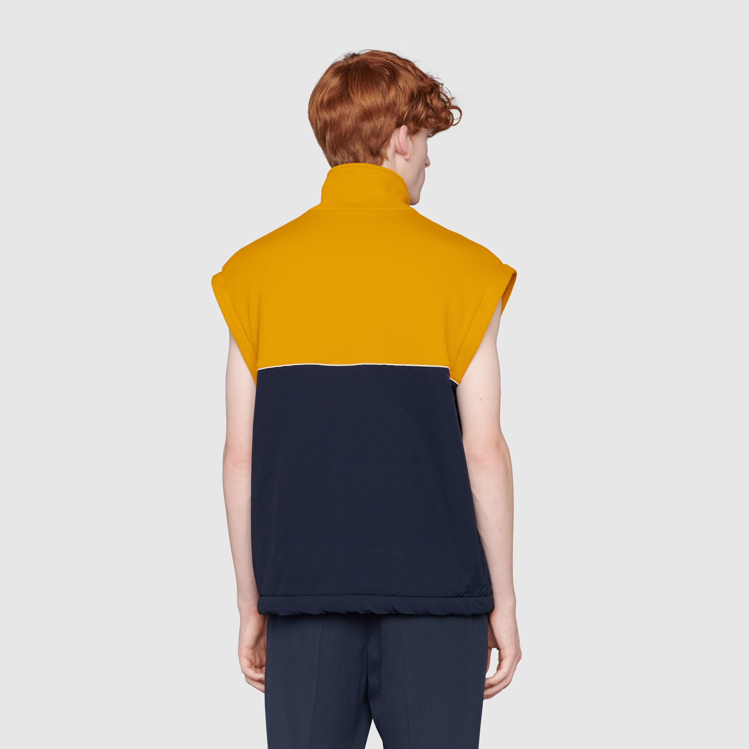 673635_XJDVC_7211_008_100_0000_Light-Technical-jersey-jacket-with-detachable-sleeves.jpg