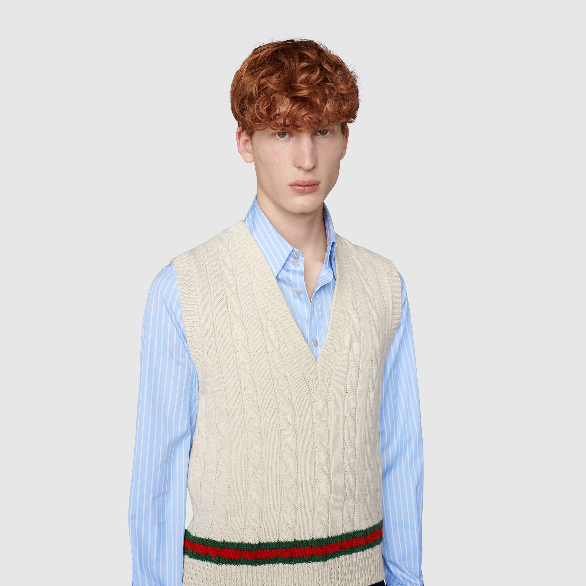 681081_XKB2N_9275_010_100_0000_Light-Cable-knit-vest-with-Web.jpg