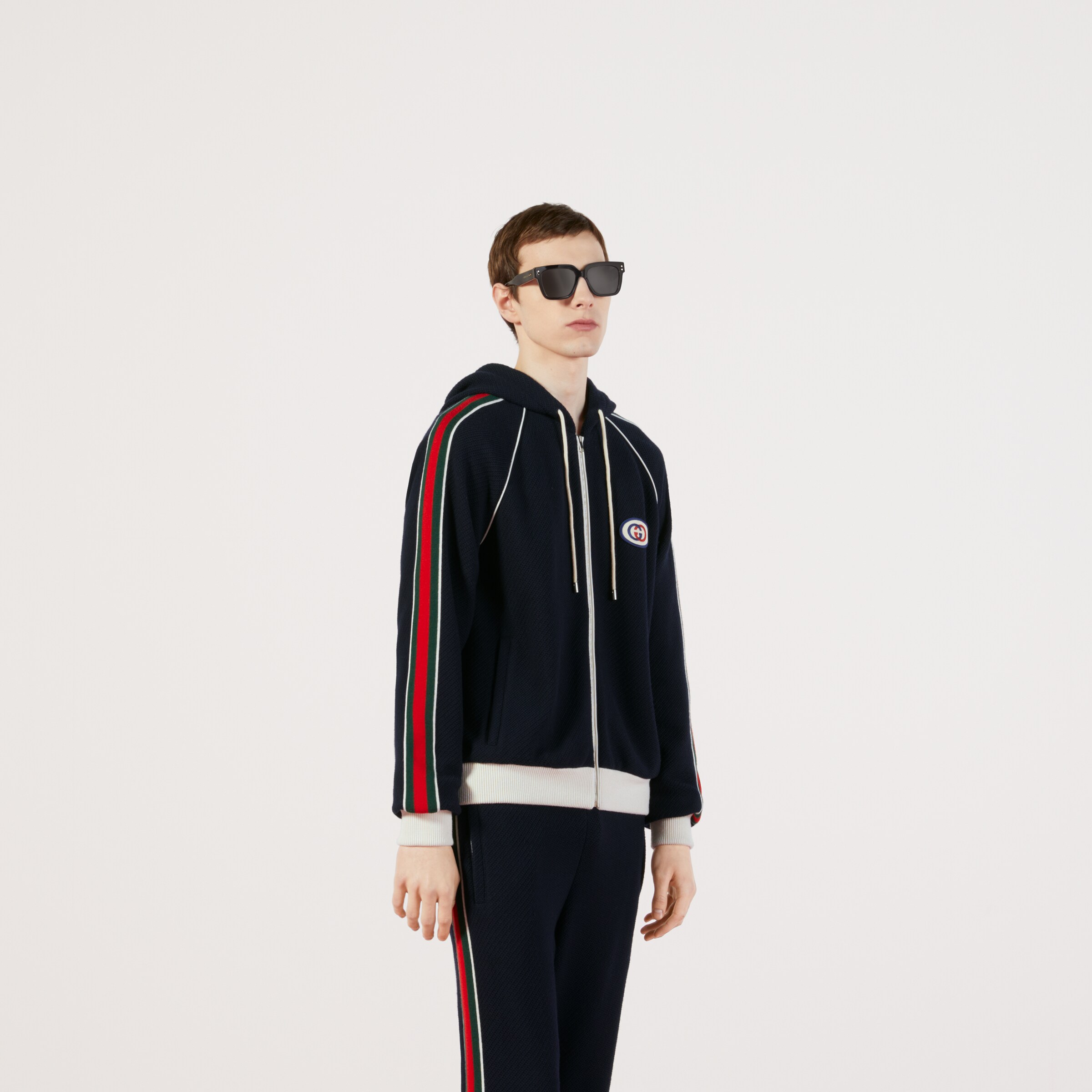 673290_XJDUW_4548_010_100_0000_Light-Wool-jersey-jacket-with-Web.jpg
