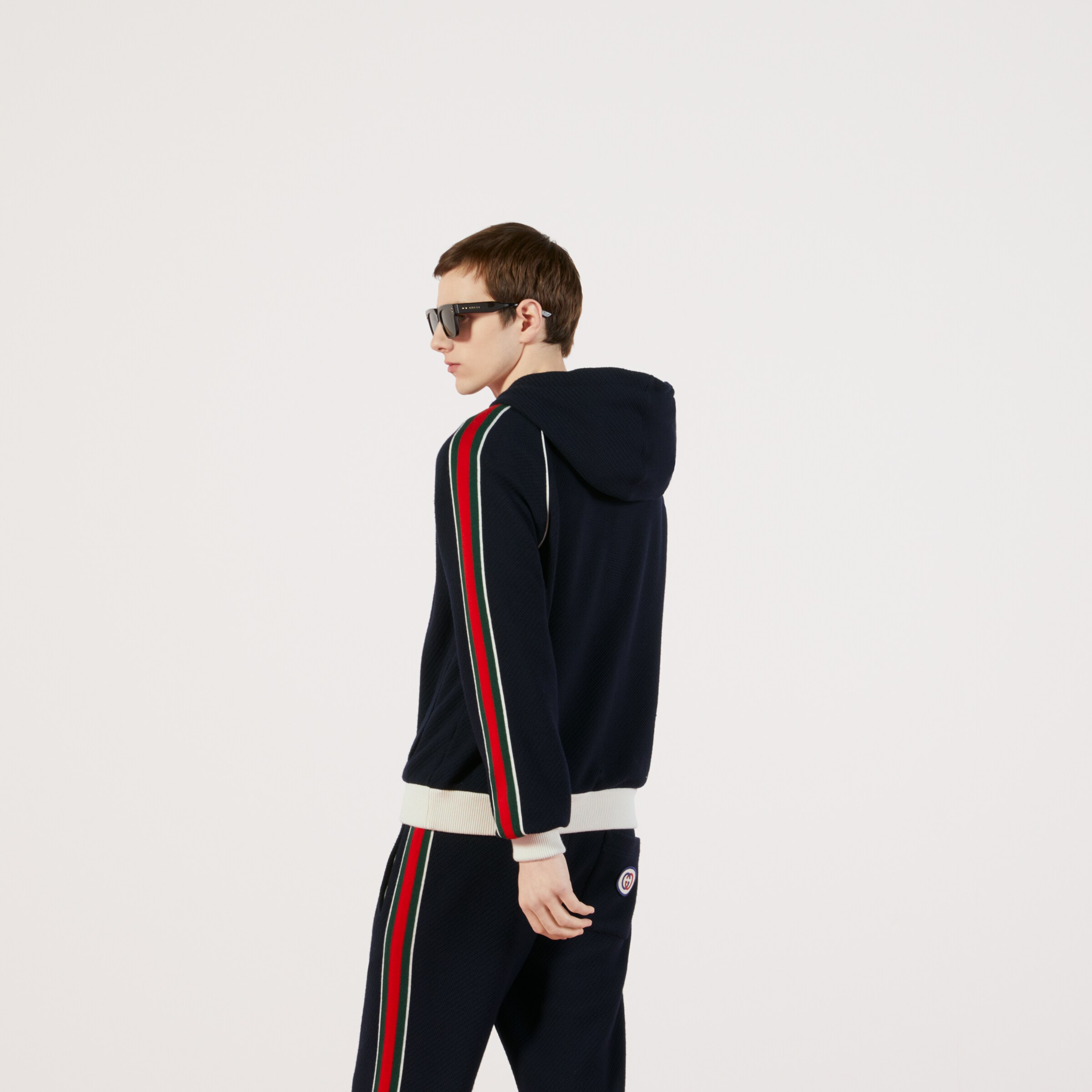 673290_XJDUW_4548_011_100_0000_Light-Wool-jersey-jacket-with-Web.jpg
